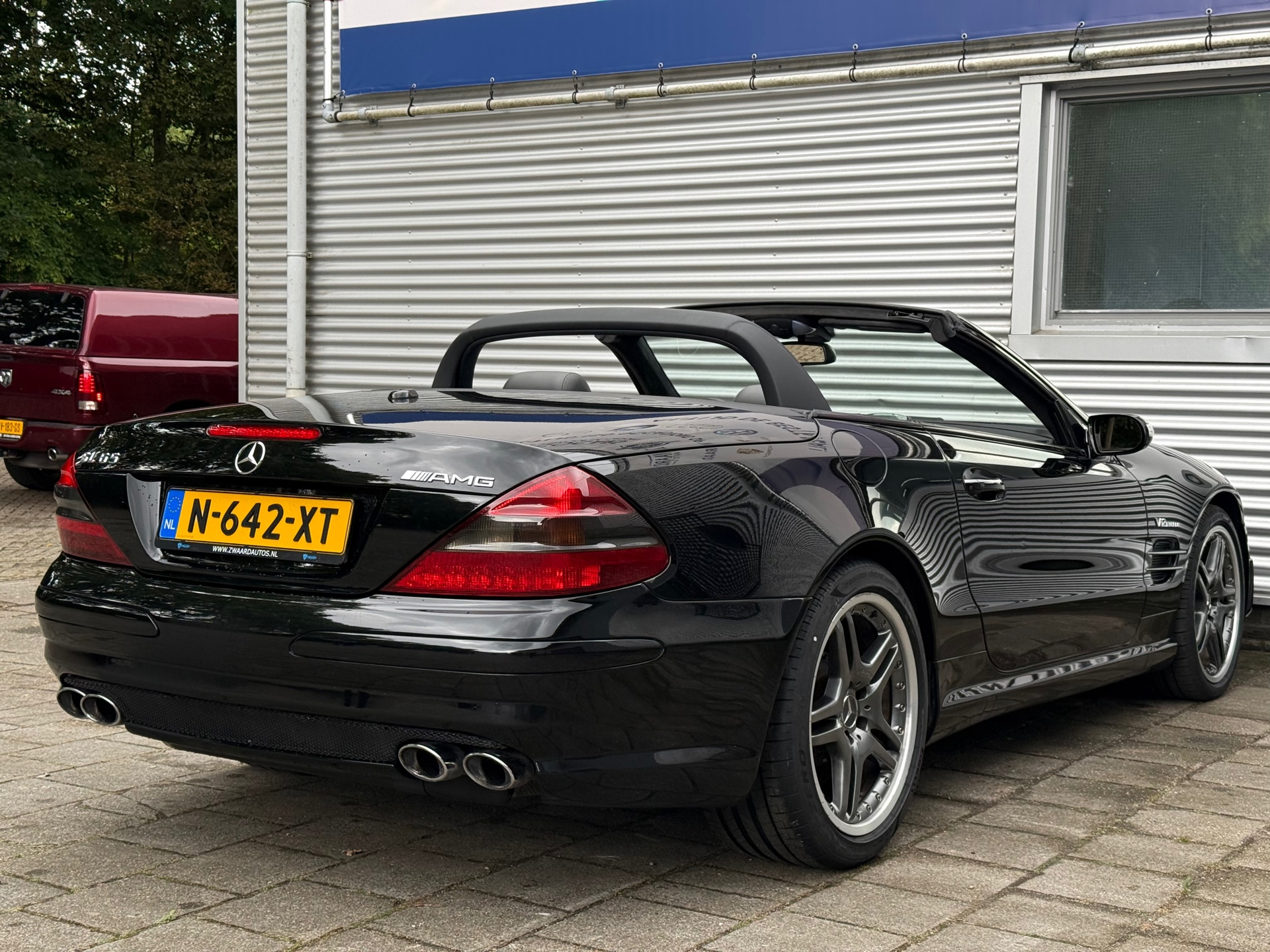 Foto van Mercedes-Benz SL 65 AMG