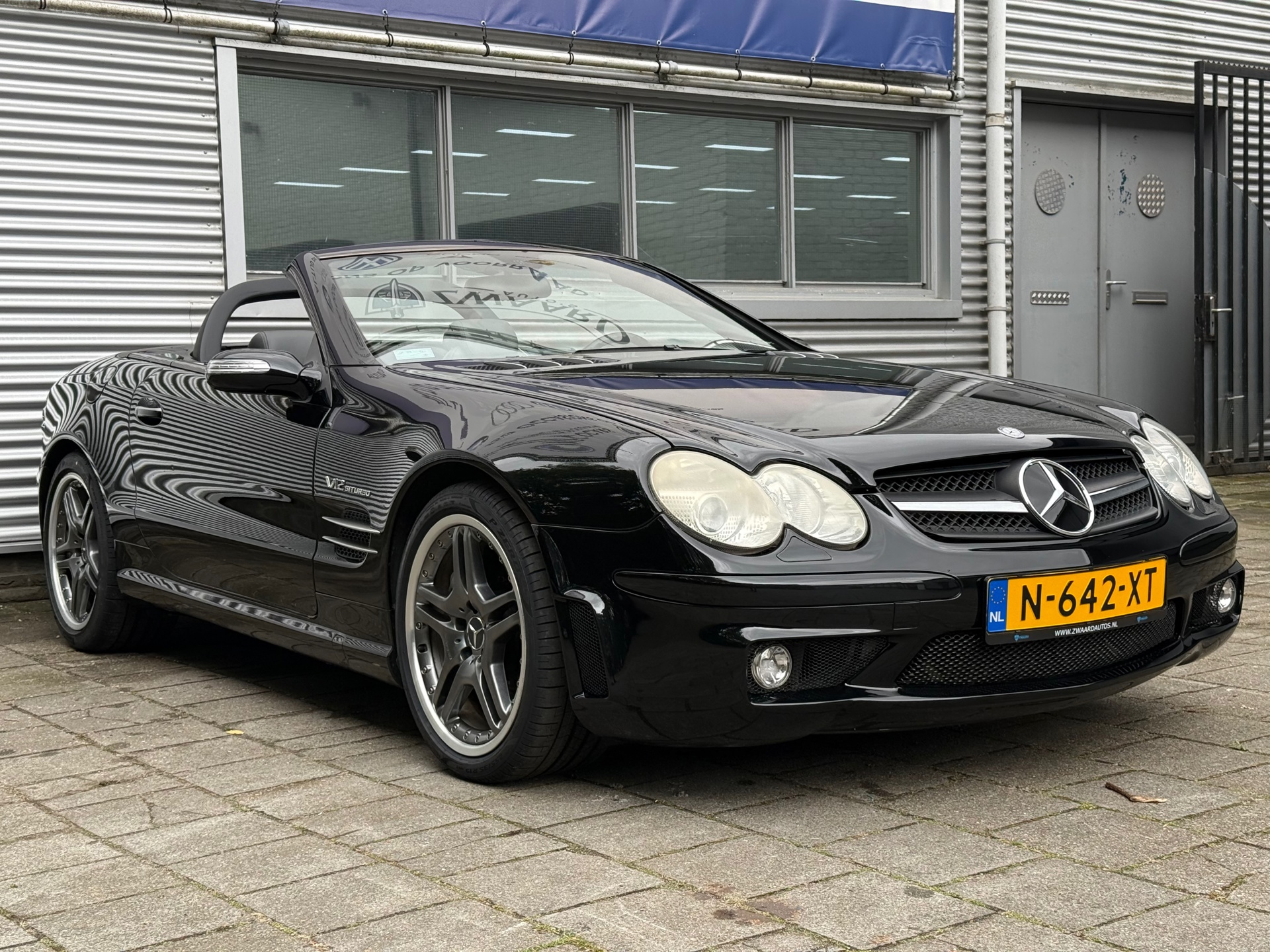 Foto van Mercedes-Benz SL 65 AMG