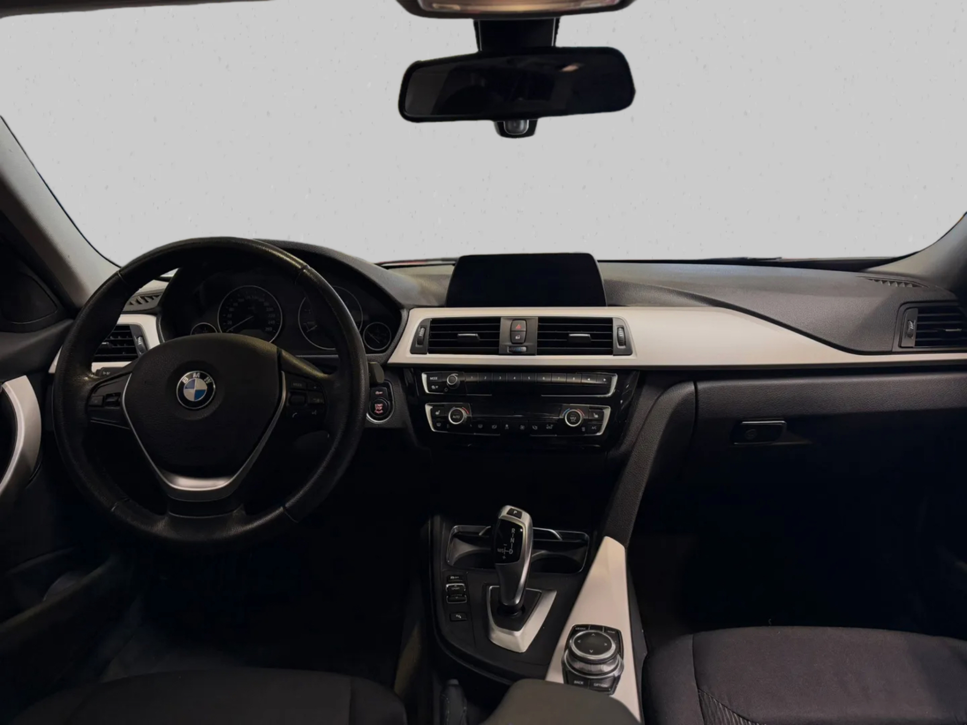 Foto van BMW 318i