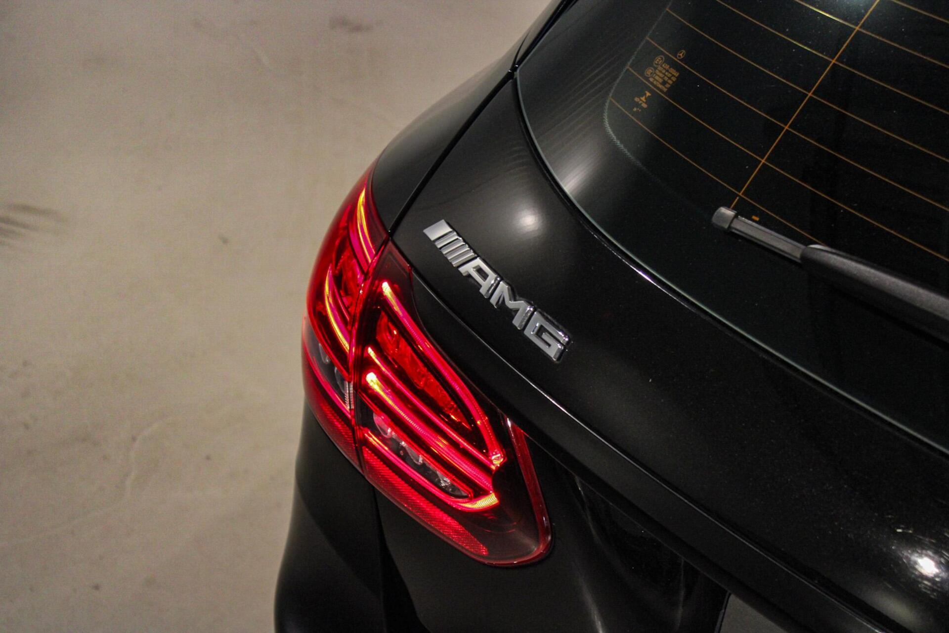 Foto van Mercedes-Benz AMG C 43
