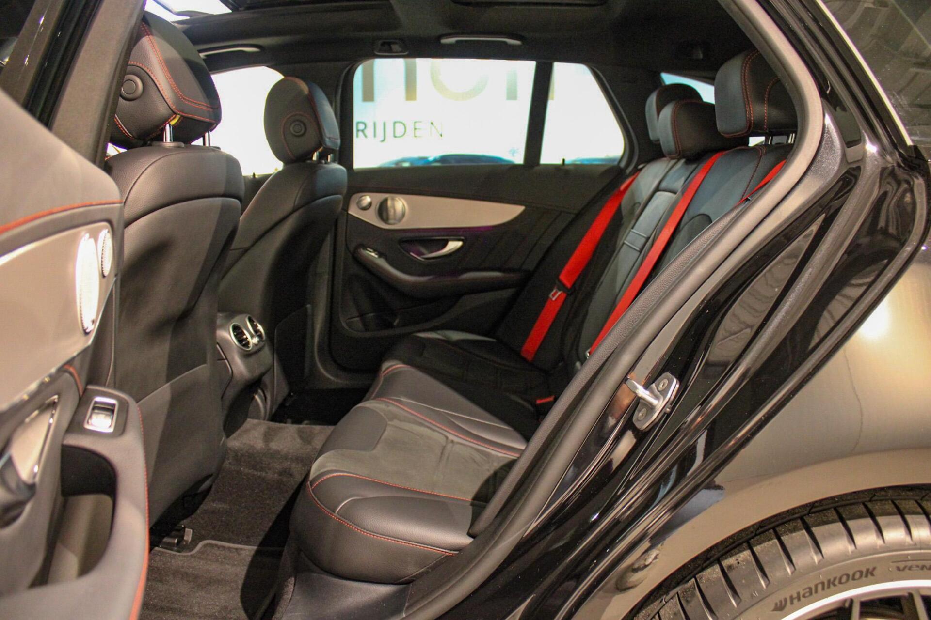 Foto van Mercedes-Benz AMG C 43