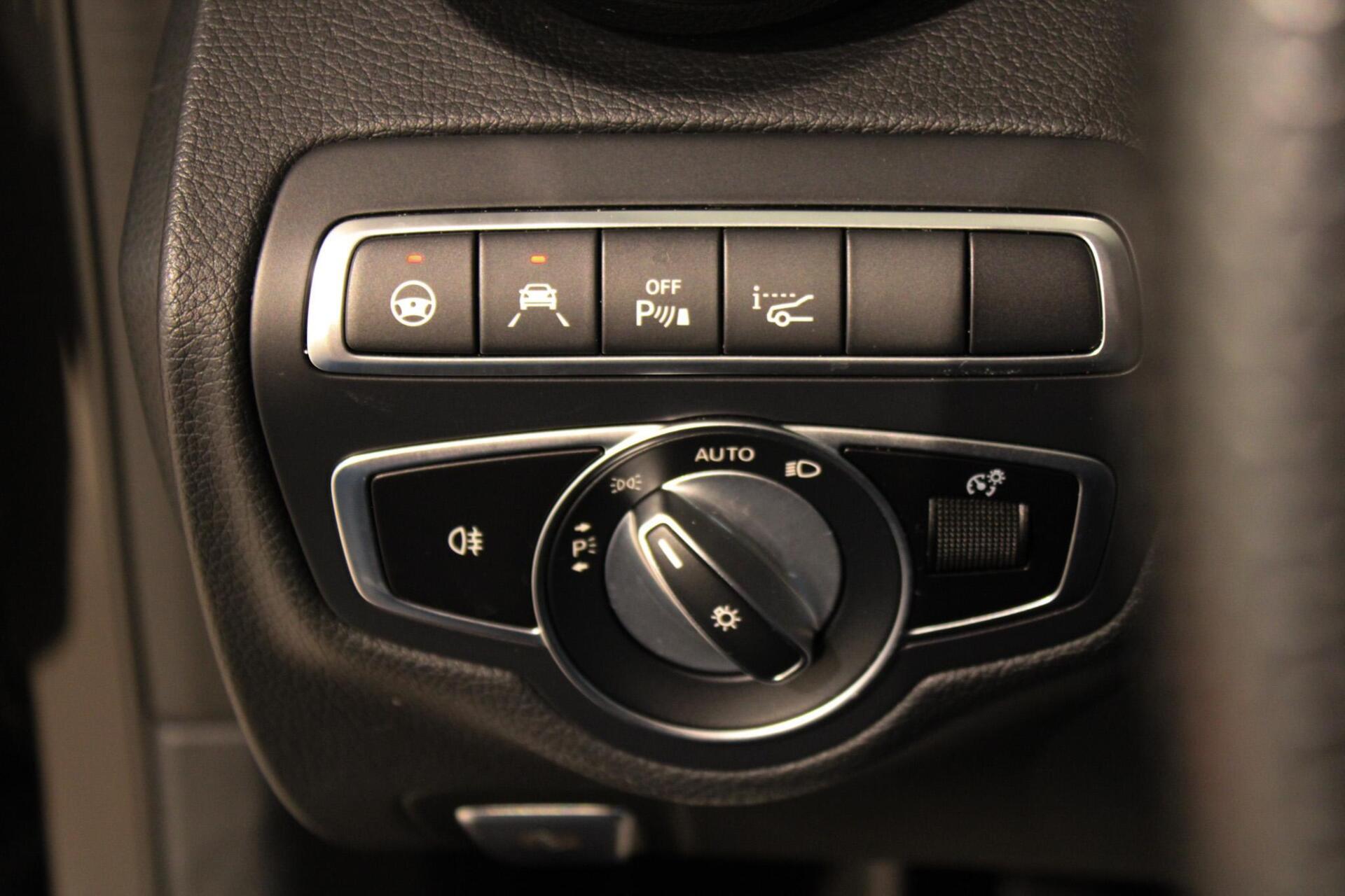 Foto van Mercedes-Benz AMG C 43