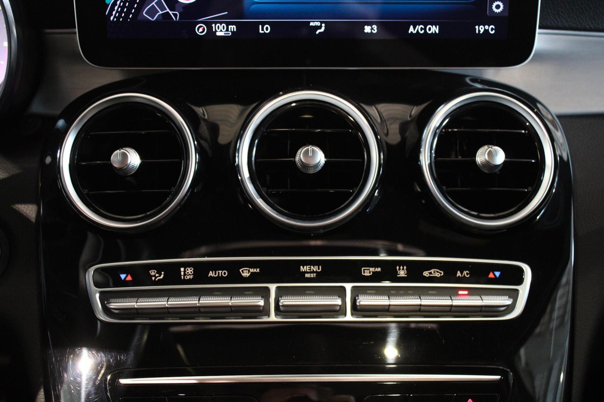 Foto van Mercedes-Benz AMG C 43
