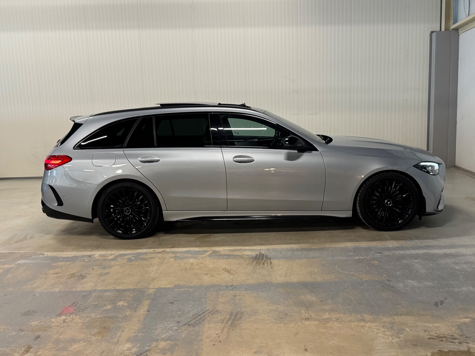 Foto van Mercedes-Benz C 200