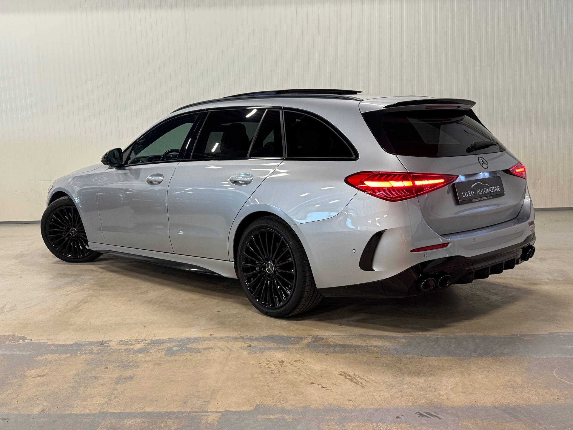 Foto van Mercedes-Benz C 200