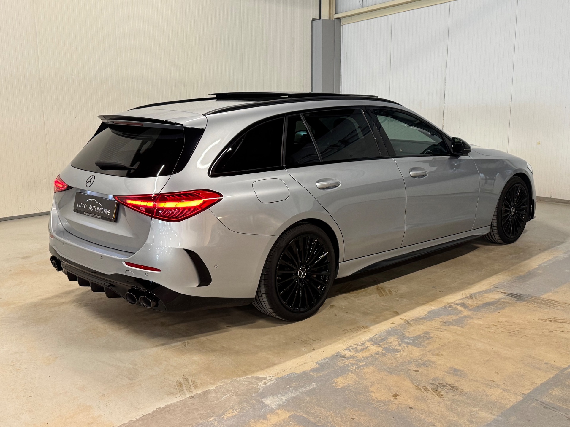Foto van Mercedes-Benz C 200