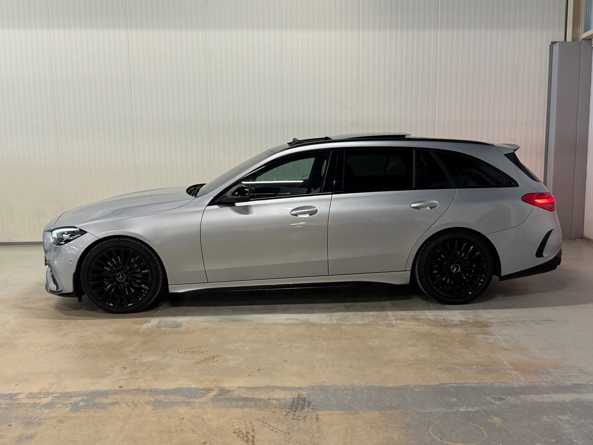 Foto van Mercedes-Benz C 200