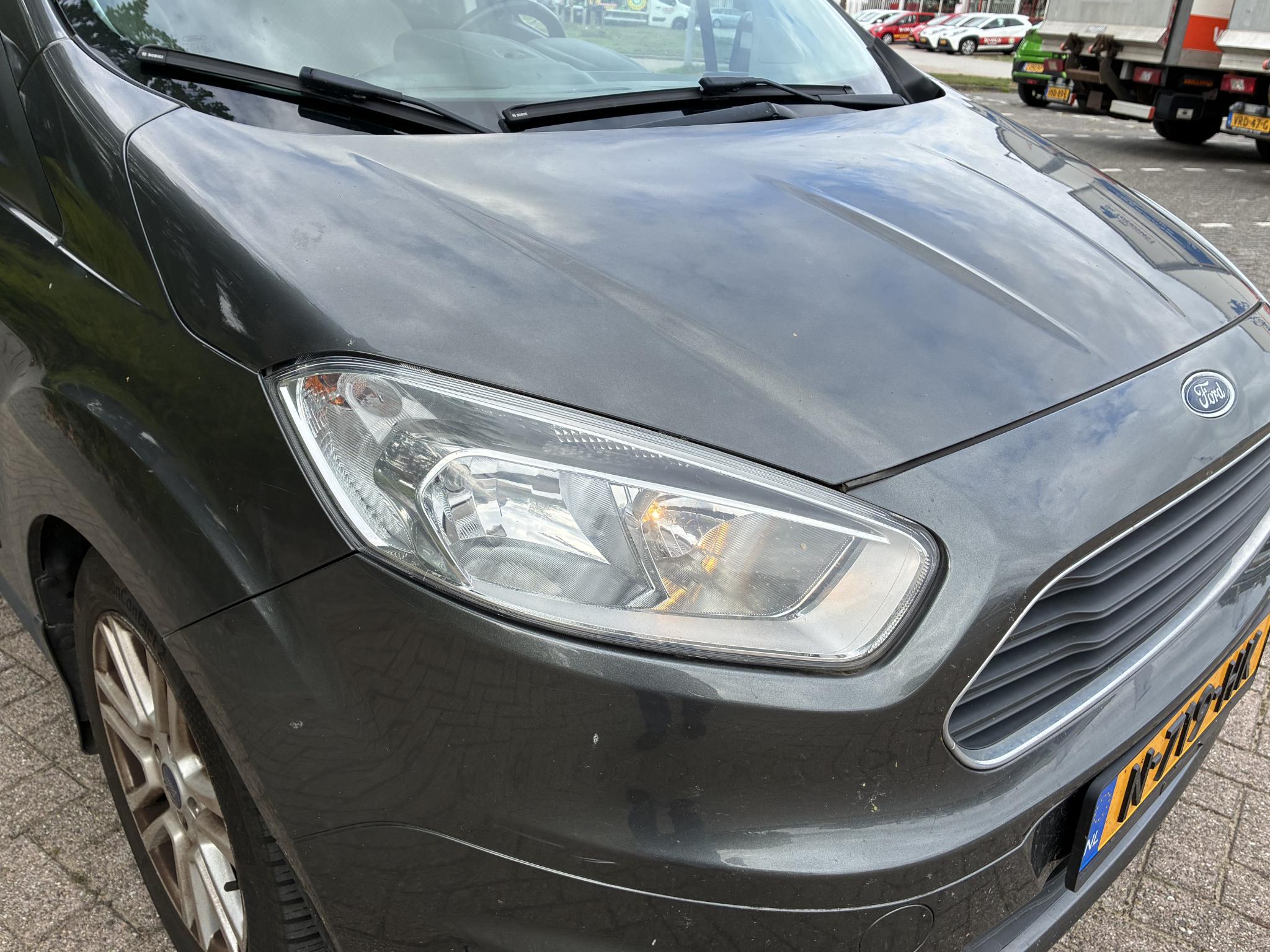 Foto van Ford Tourneo Courier