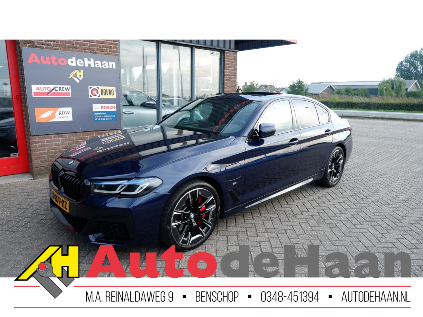 BMW 5-serie 530e High Executive M Individual VOL 2021 - voorkant