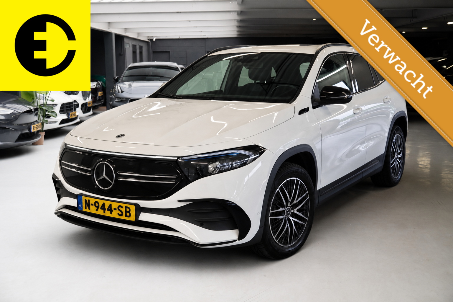 Mercedes-Benz Eqa 250 250 Business Solution AMG 67 kWh | SOH 93,2% | Trekhaak | Stoelverwarming | Incl.BTW 2021 - voorkant