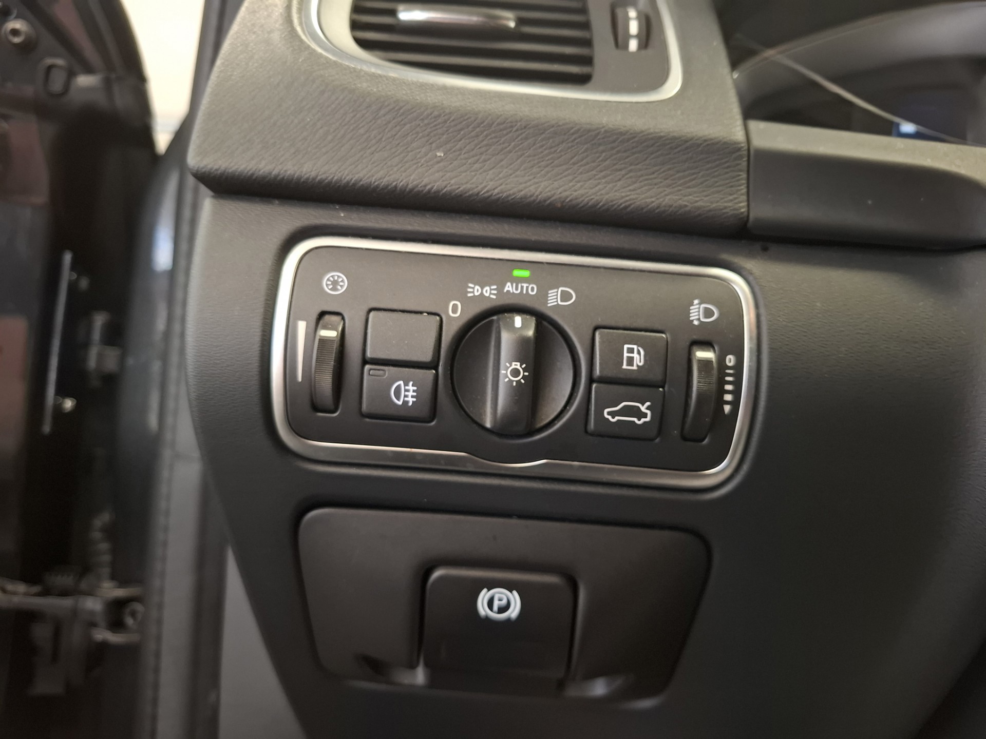 Foto van Volvo V60 Twin Engine