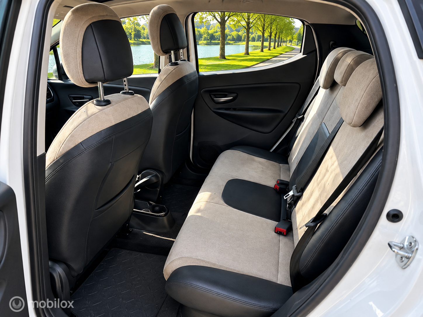 Foto van Lancia Ypsilon