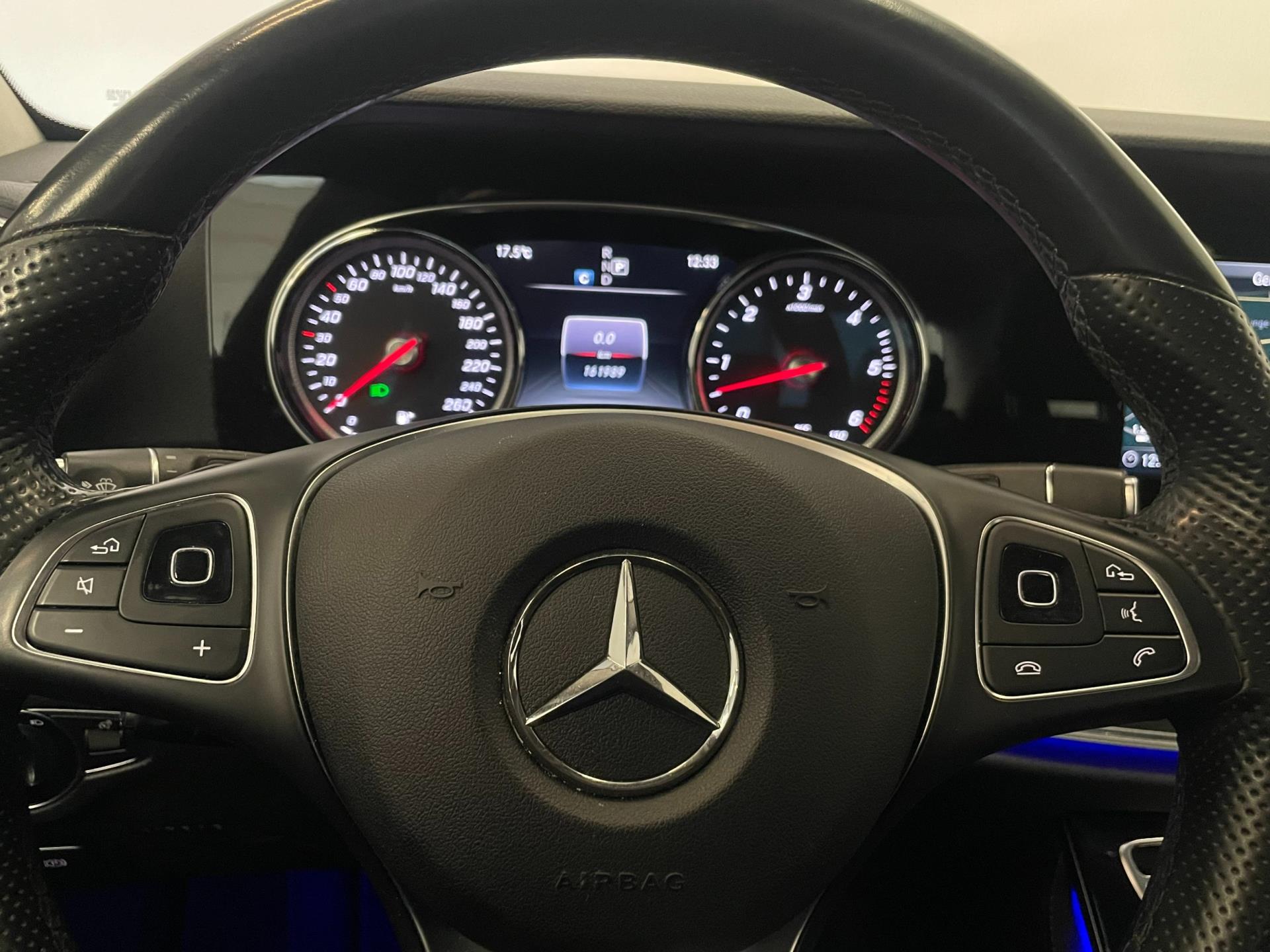 Foto van Mercedes-Benz E 350 D