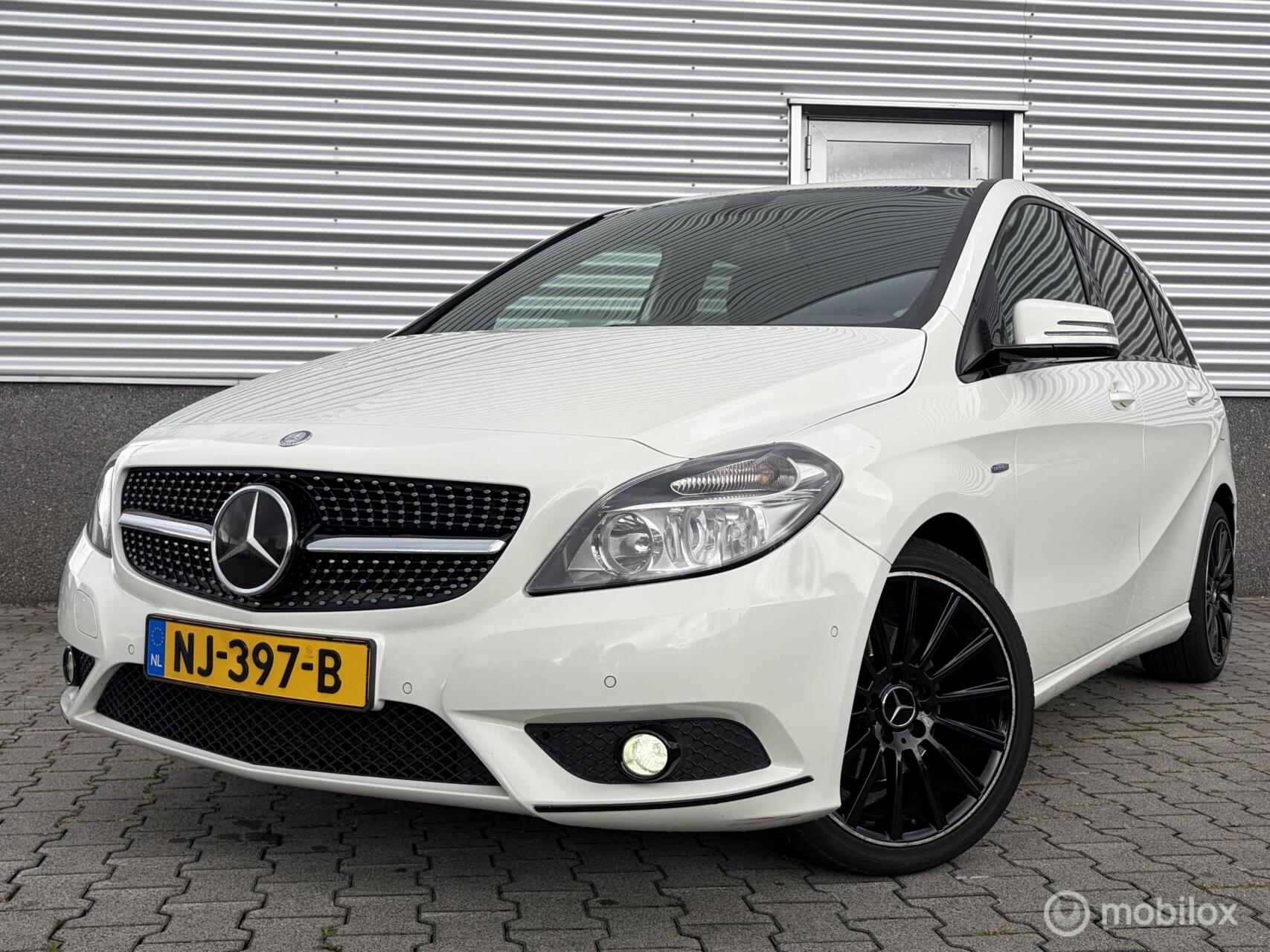 Mercedes-Benz B 200 CDI 200 CDI Ambition 18Inch-Airco-Cruise- 2012 - voorkant