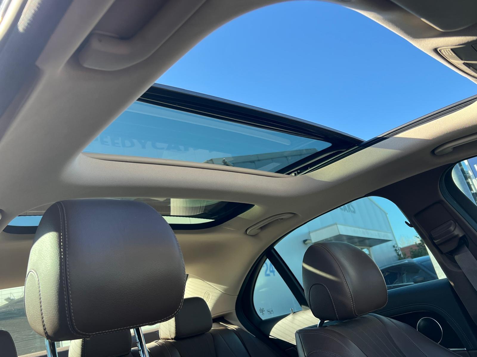 Foto van Mercedes-Benz E 220 D