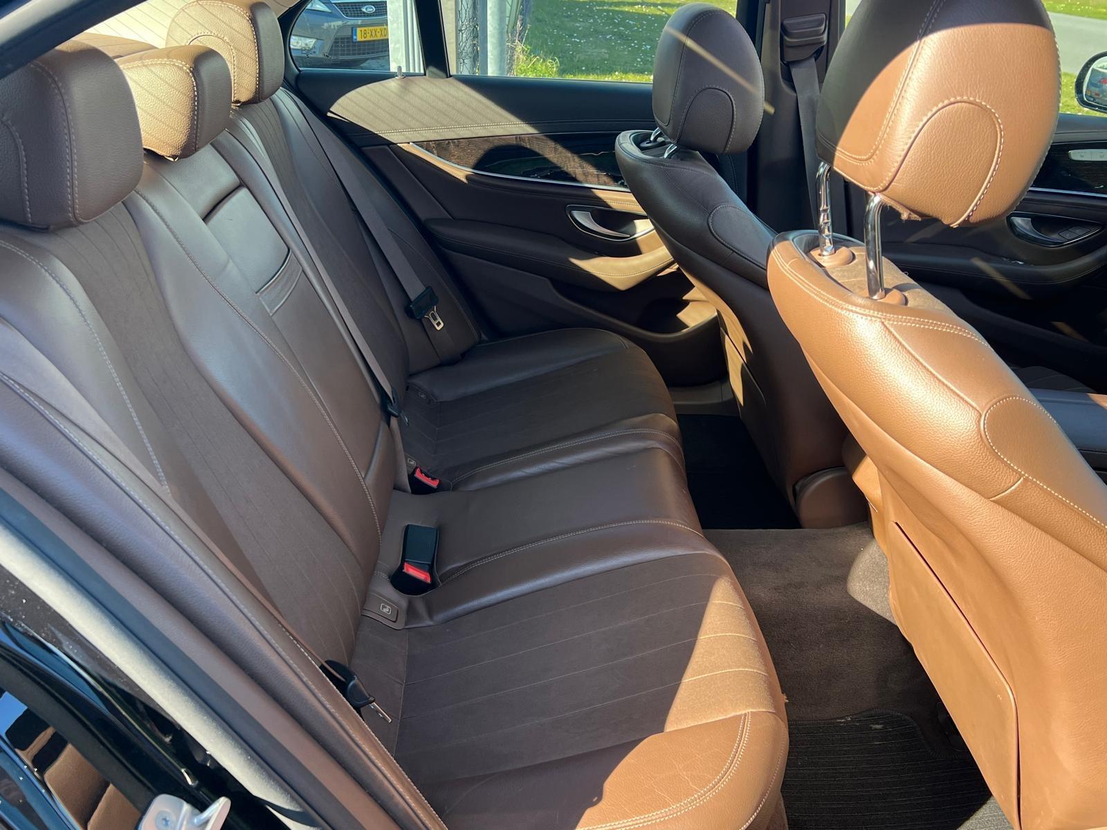 Foto van Mercedes-Benz E 220 D
