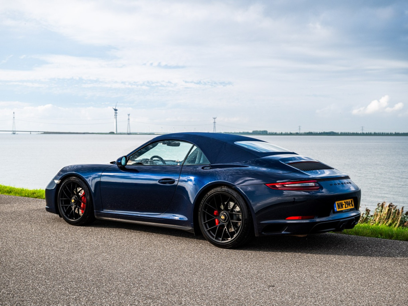 Foto van Porsche 911 Carrera GTS