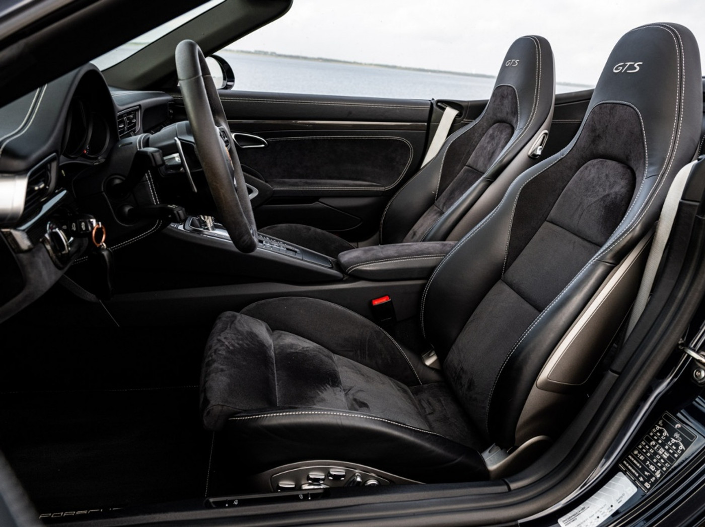Foto van Porsche 911 Carrera GTS
