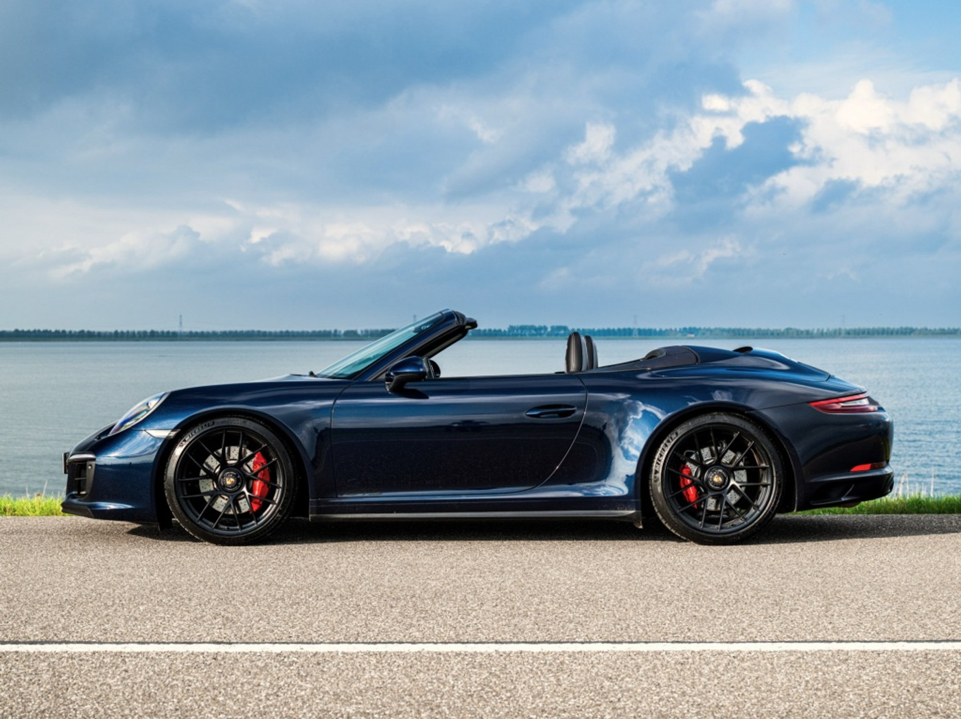 Foto van Porsche 911 Carrera GTS