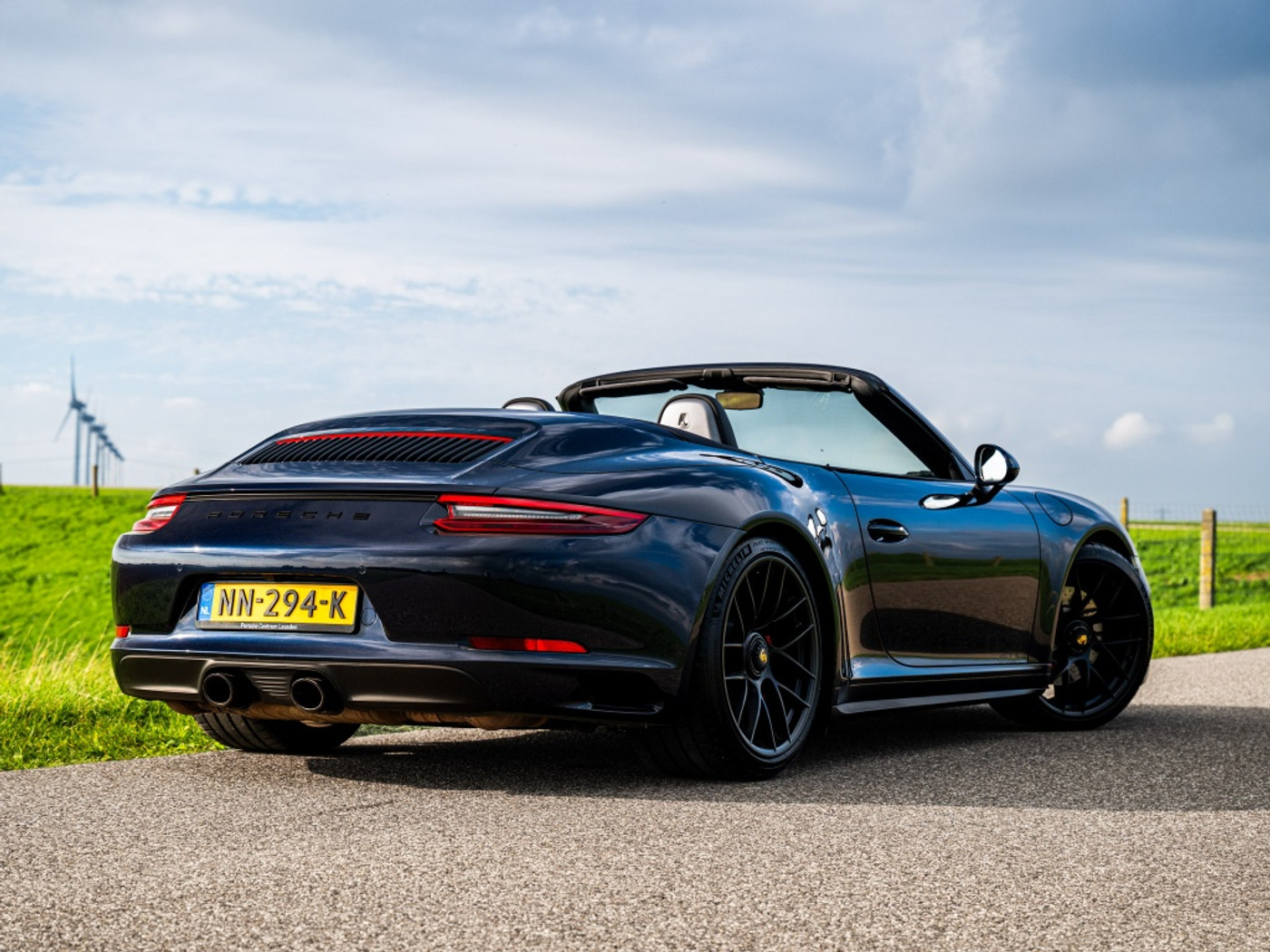 Foto van Porsche 911 Carrera GTS