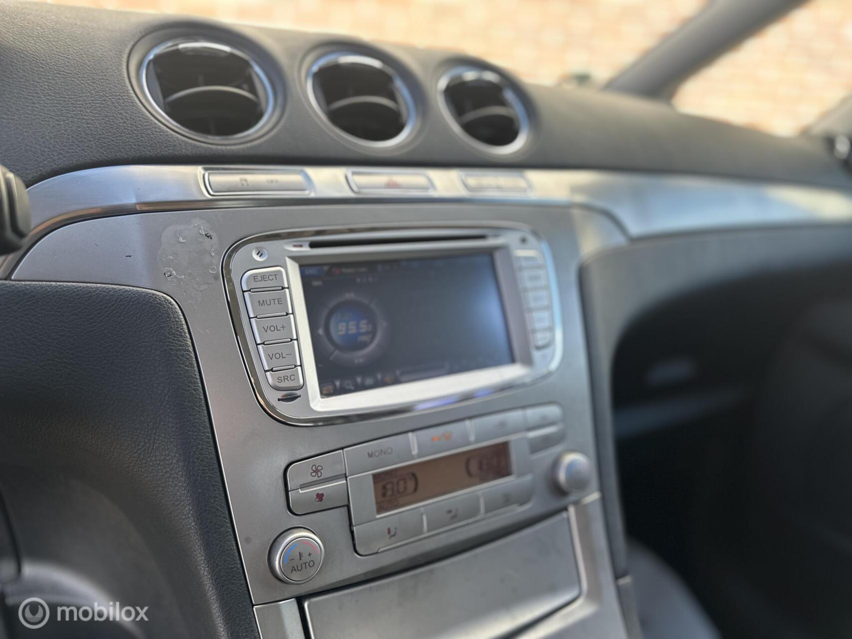 Foto van Ford S-max, 2,5