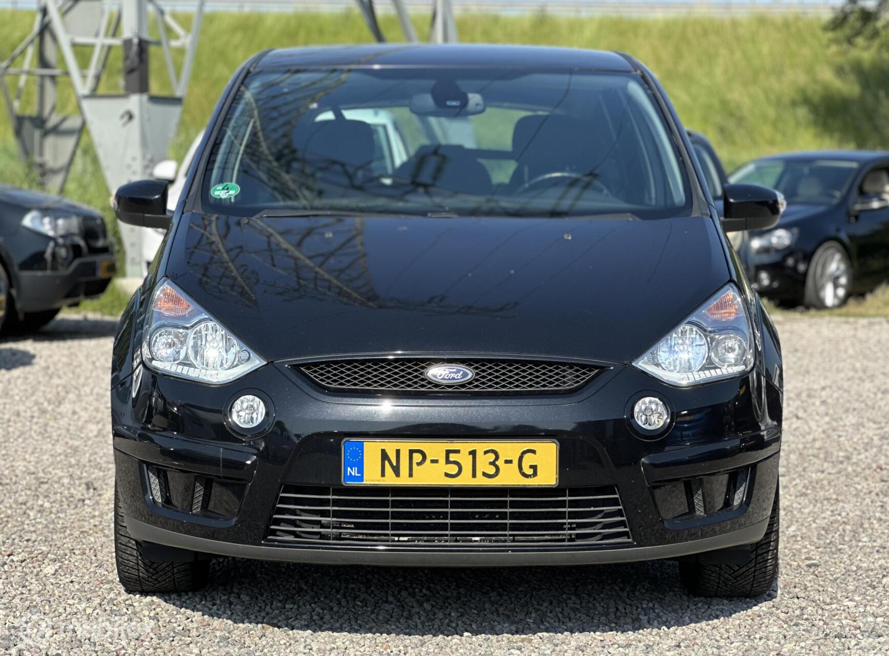 Foto van Ford S-max, 2,5