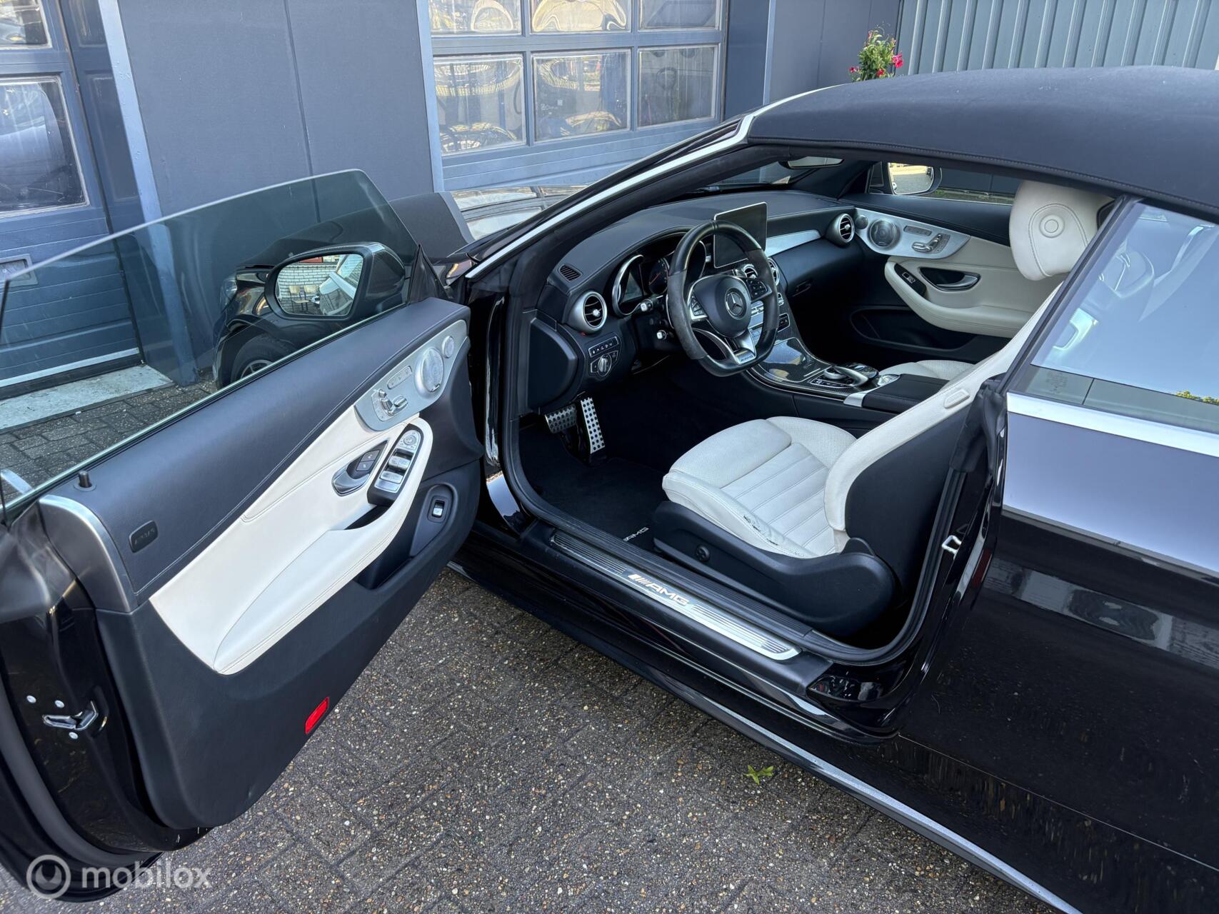 Foto van Mercedes-Benz AMG C 43
