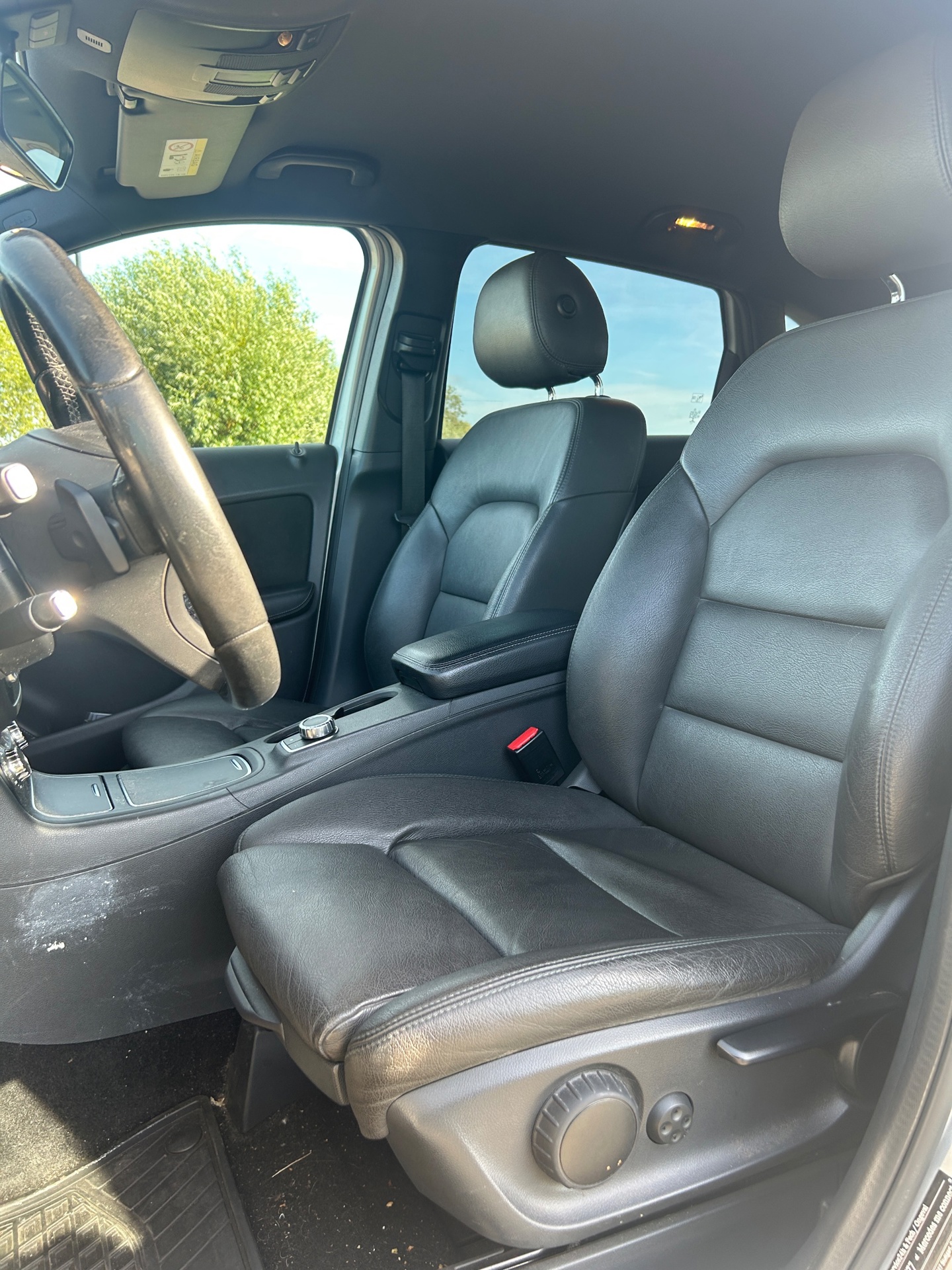 Foto van Mercedes-Benz B 180 D
