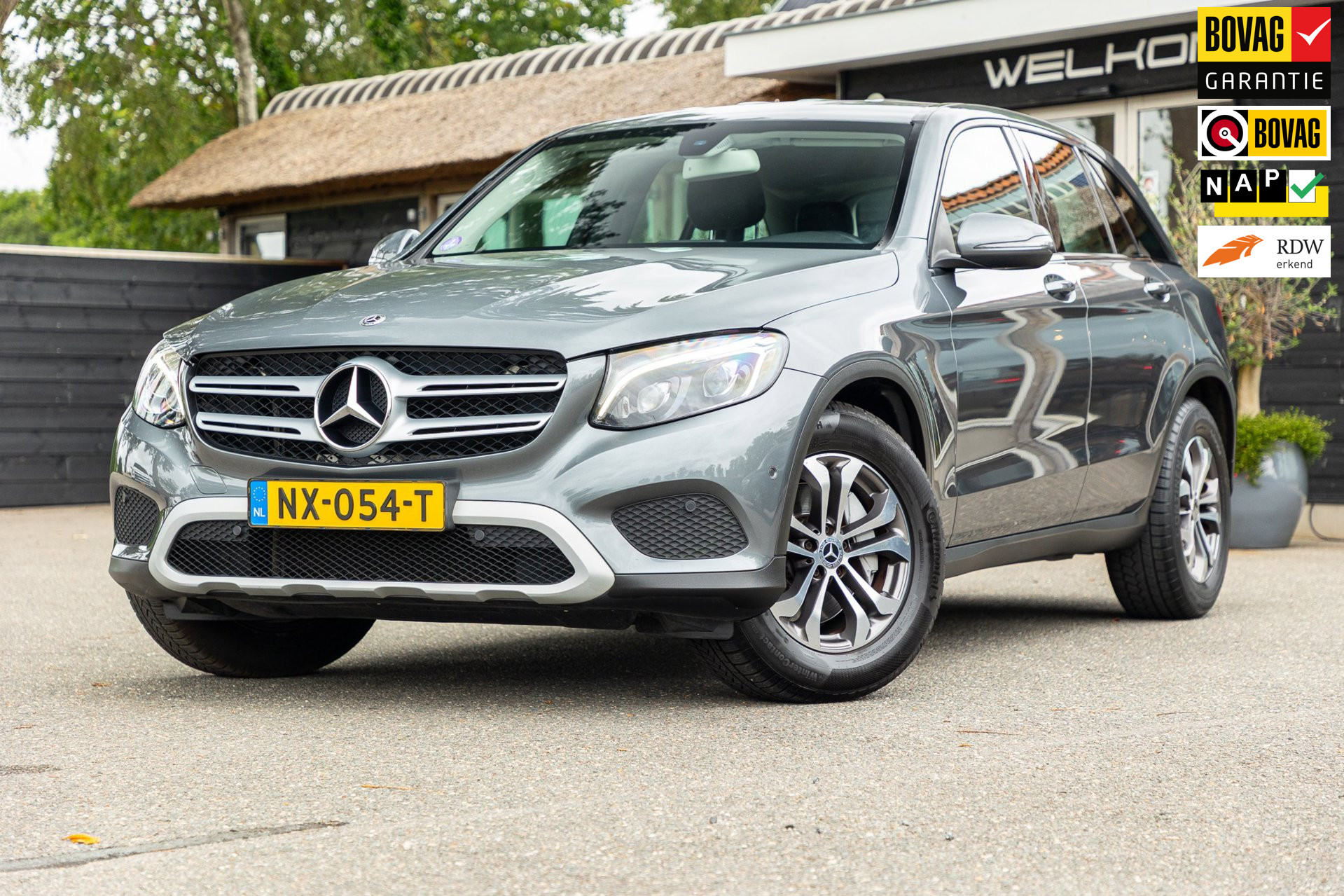 Mercedes-Benz GLC 250 4Matic 250 4MATIC Ambition NL Auto I NAP I 1e Eigenaar I Standkachel I Stoelverwarming I Leder 2017 - voorkant