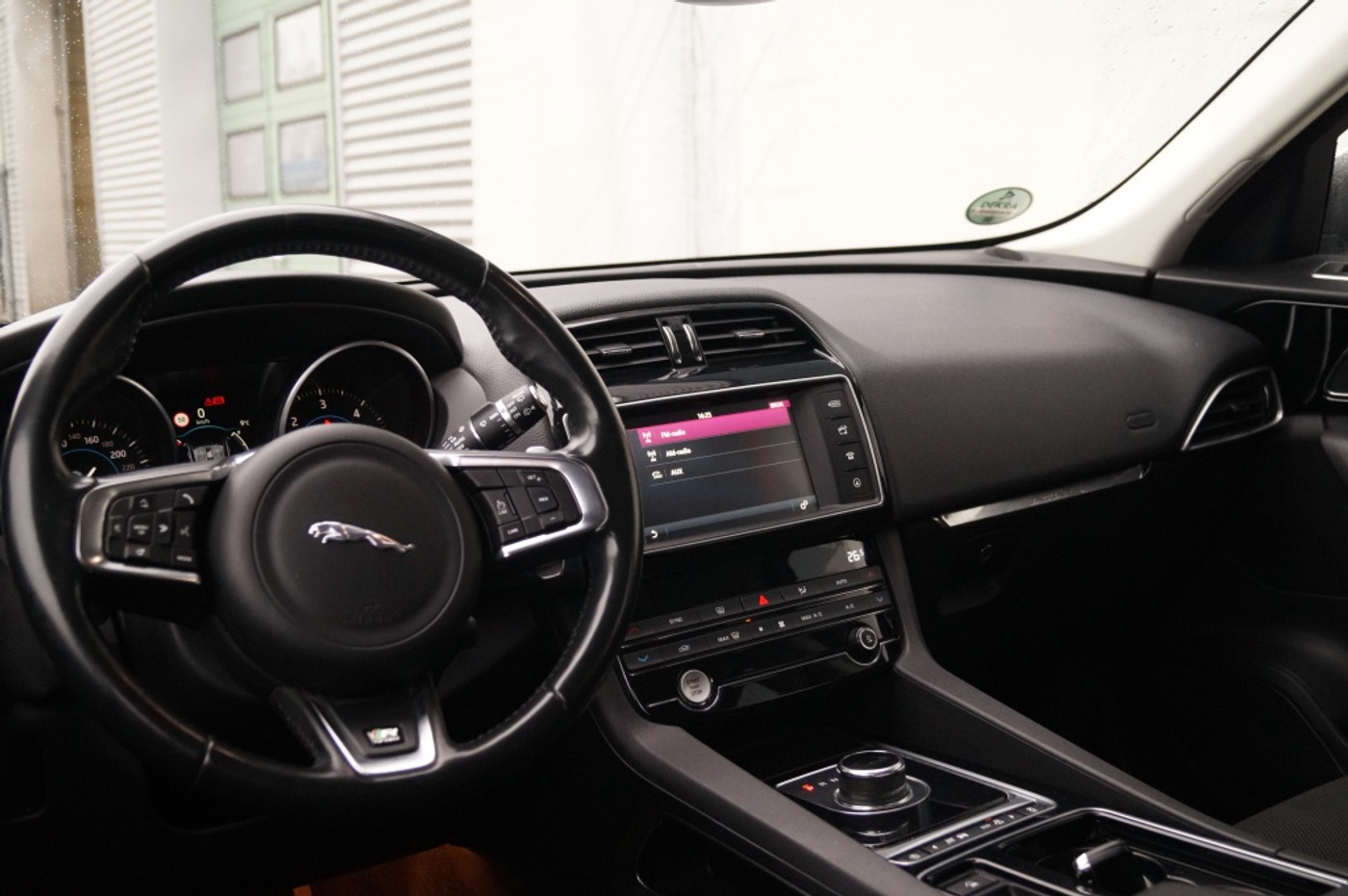 Foto van Jaguar F-pace