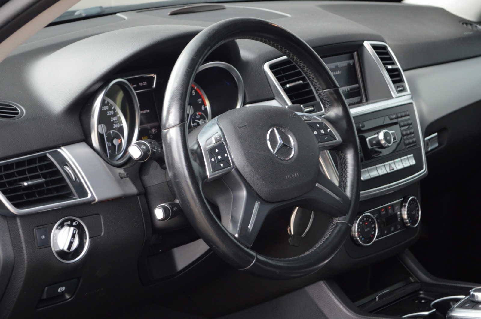Foto van Mercedes-Benz ML 350 Bluetec 4Matic