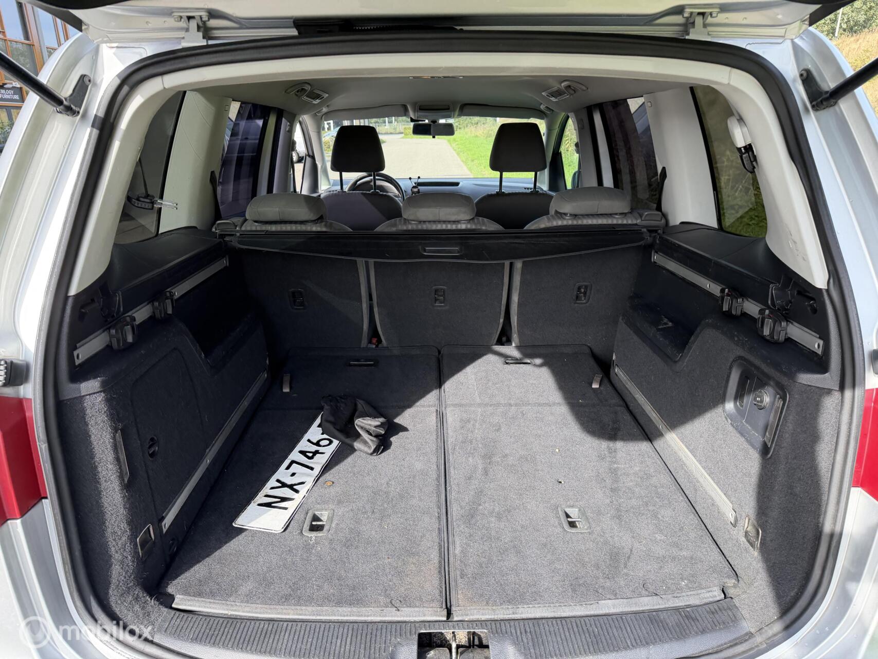 Foto van Seat Alhambra