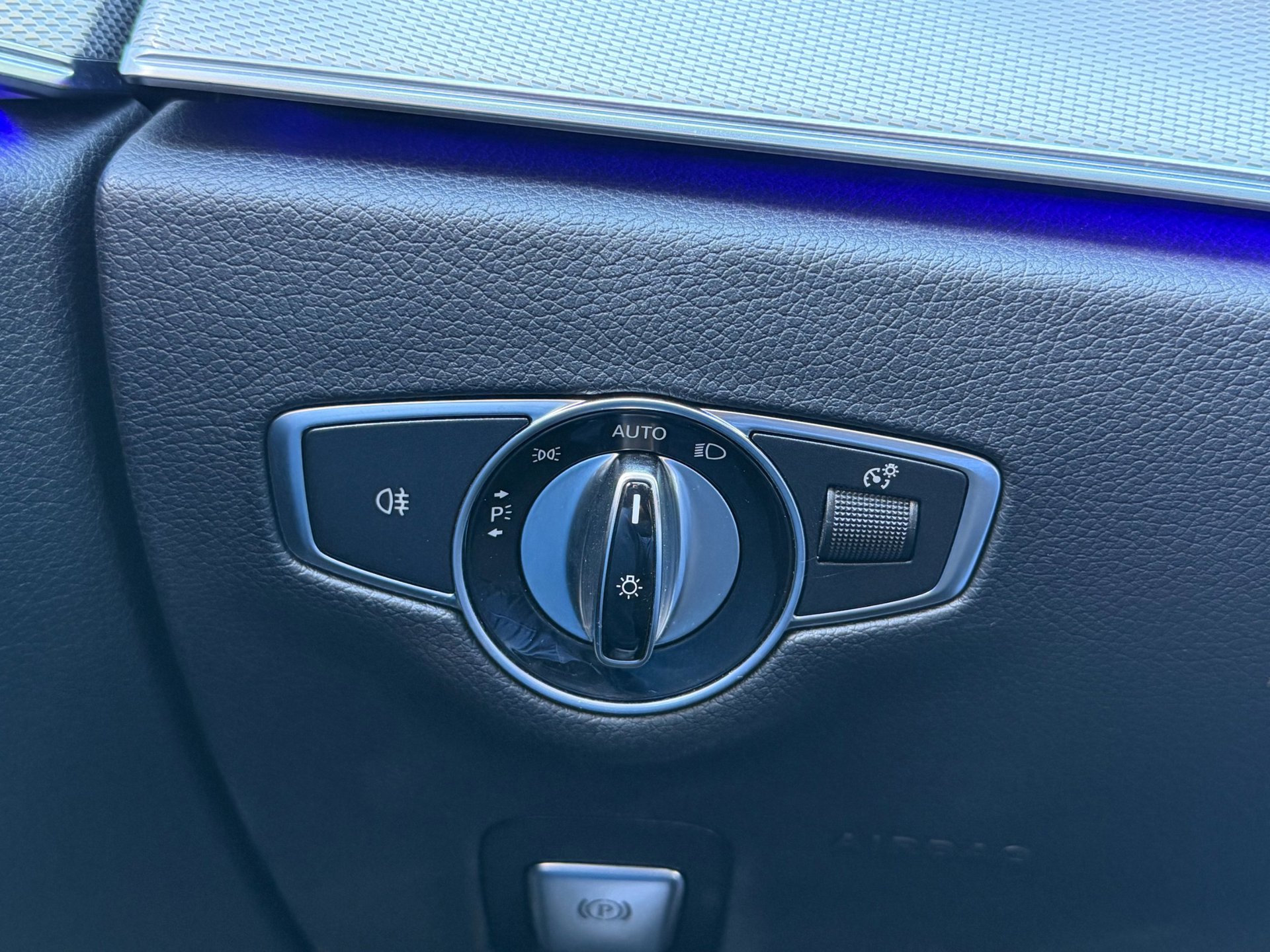 Foto van Mercedes-Benz E 200