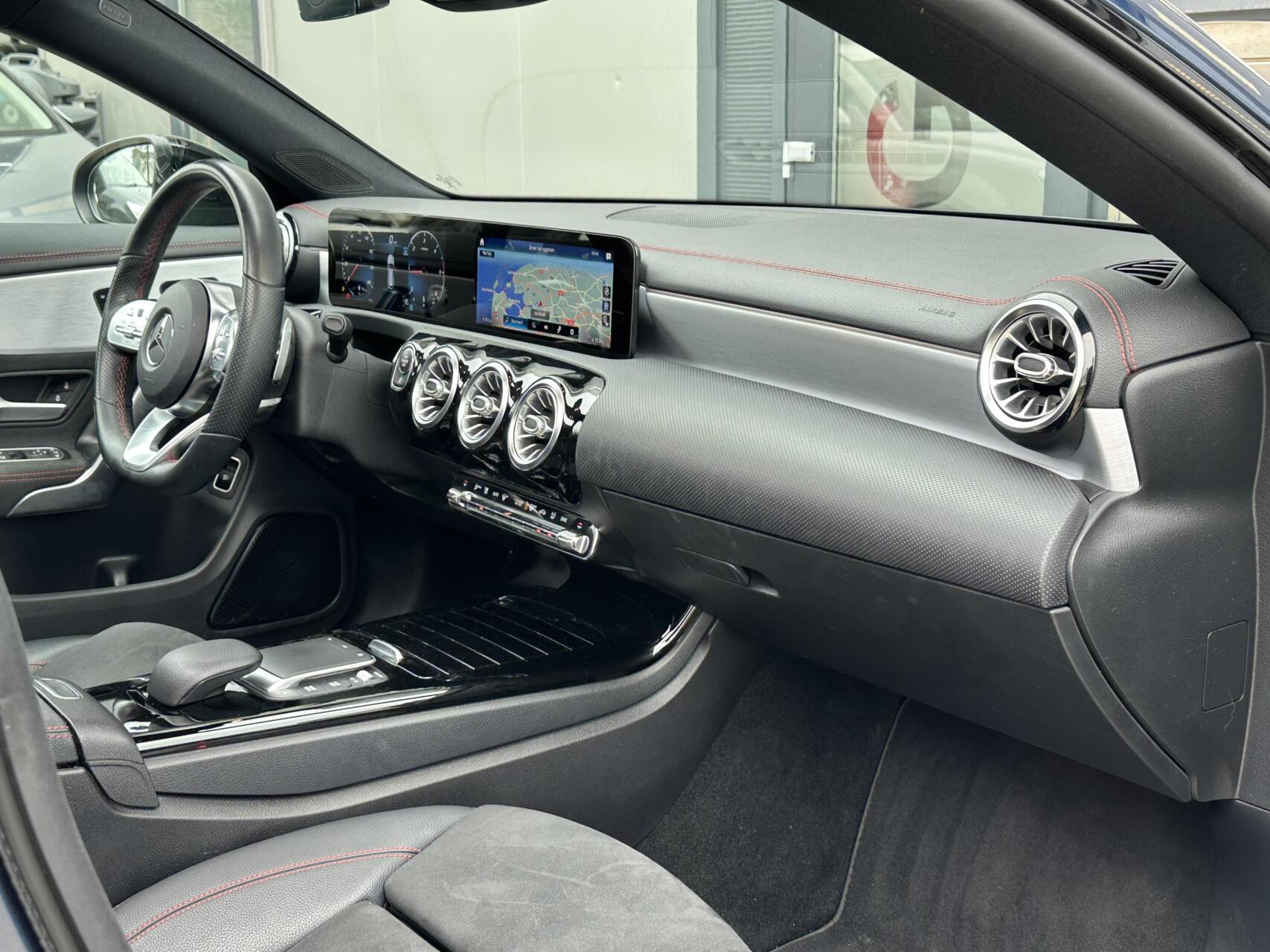 Foto van Mercedes-Benz Cla 180 D