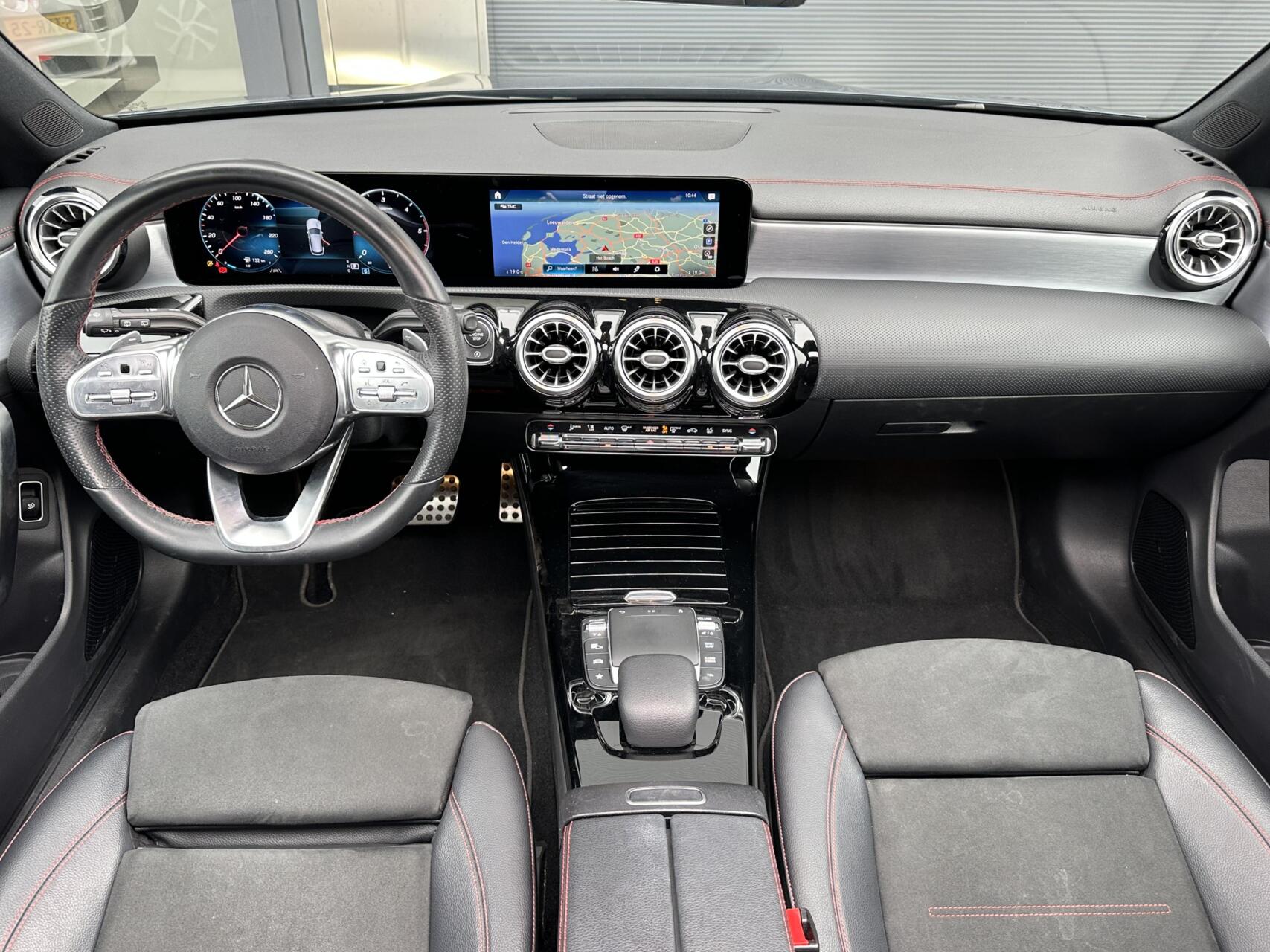 Foto van Mercedes-Benz Cla 180 D