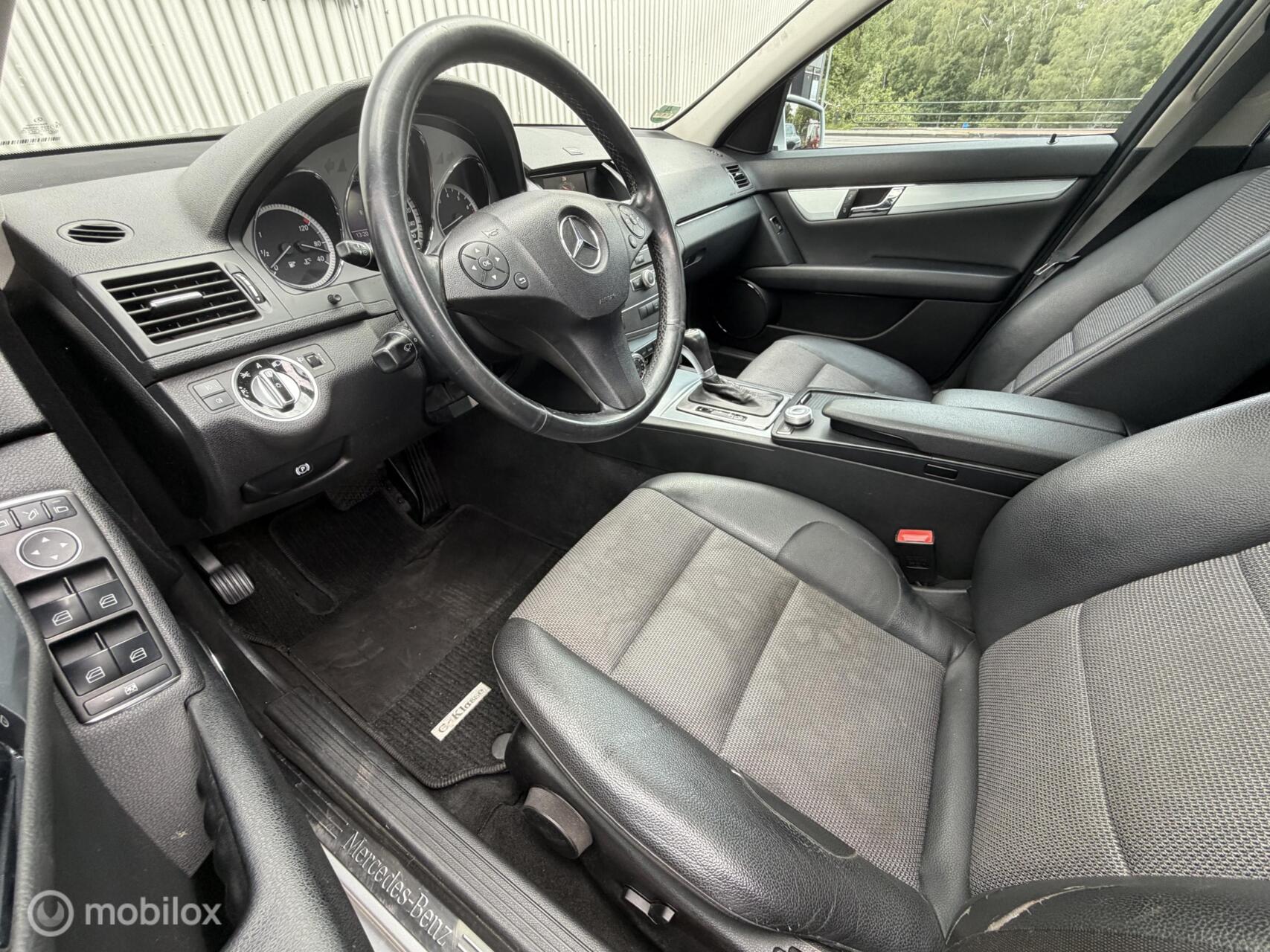 Foto van Mercedes-Benz C 180 Cgi
