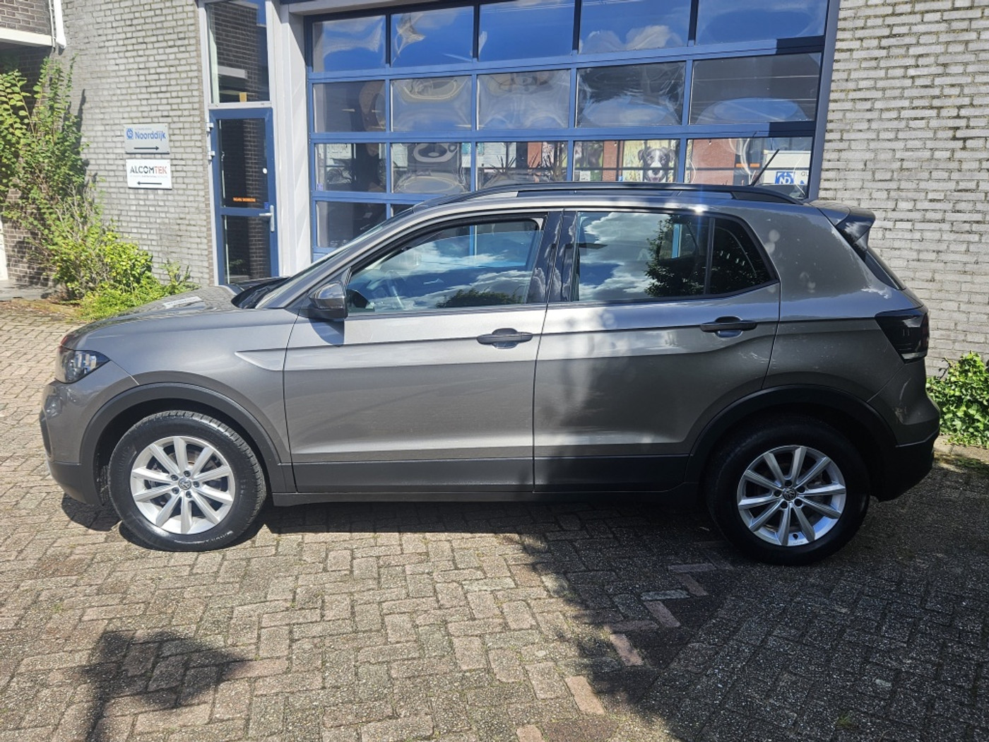 Foto van Volkswagen T-cross