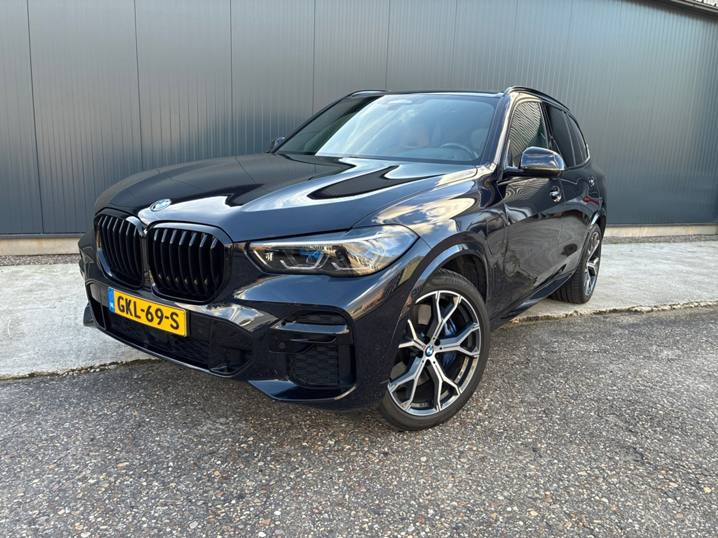 Foto van BMW X5 Xdrive45e