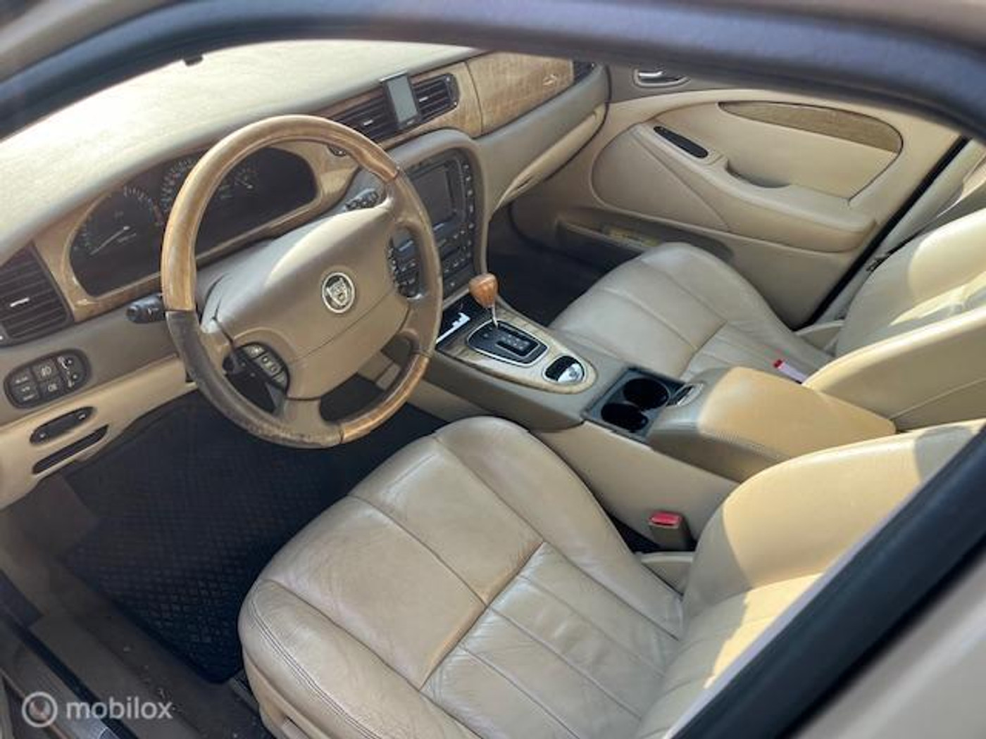 Foto van Jaguar S-type