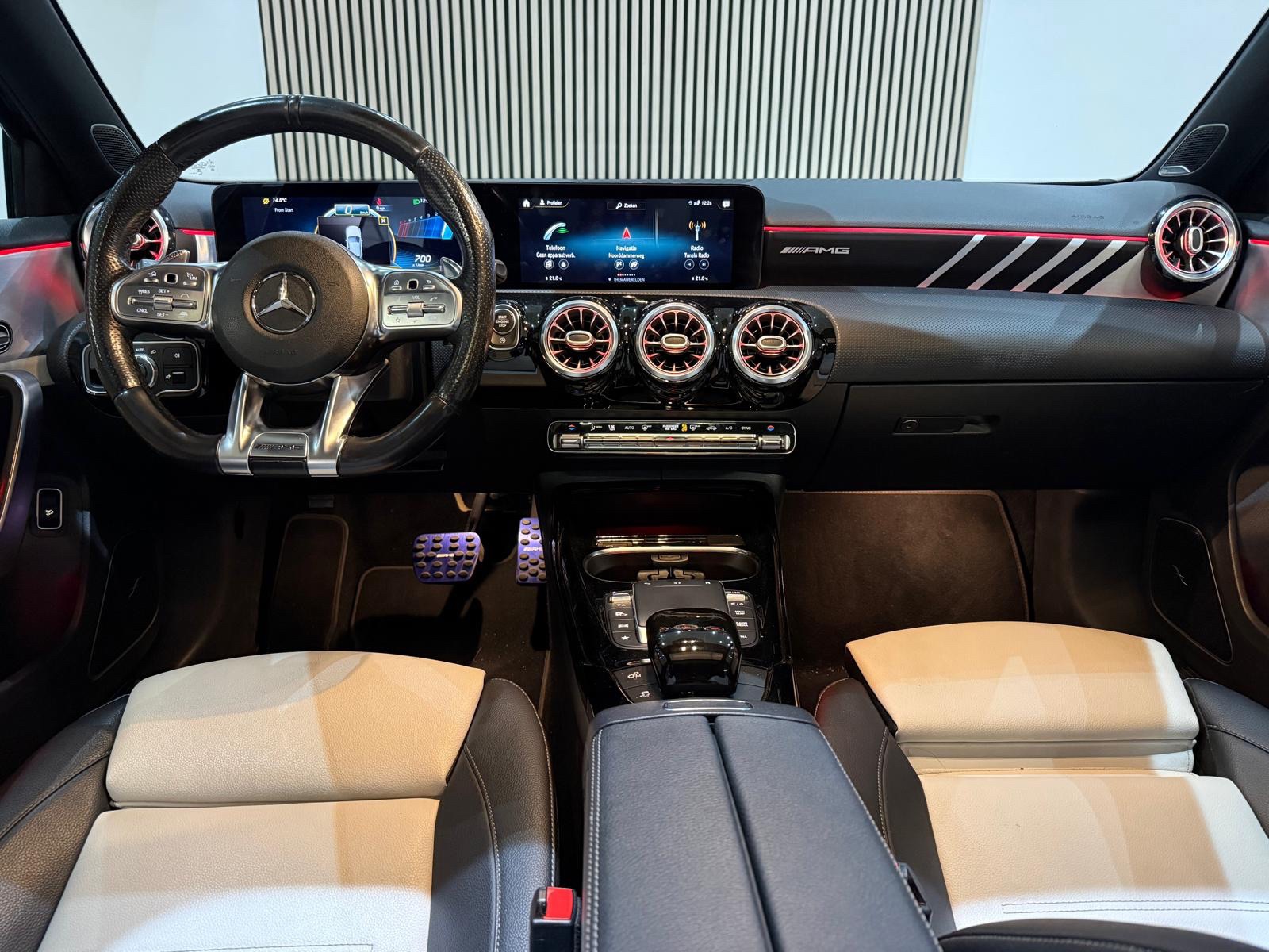 Foto van Mercedes-Benz AMG A 35