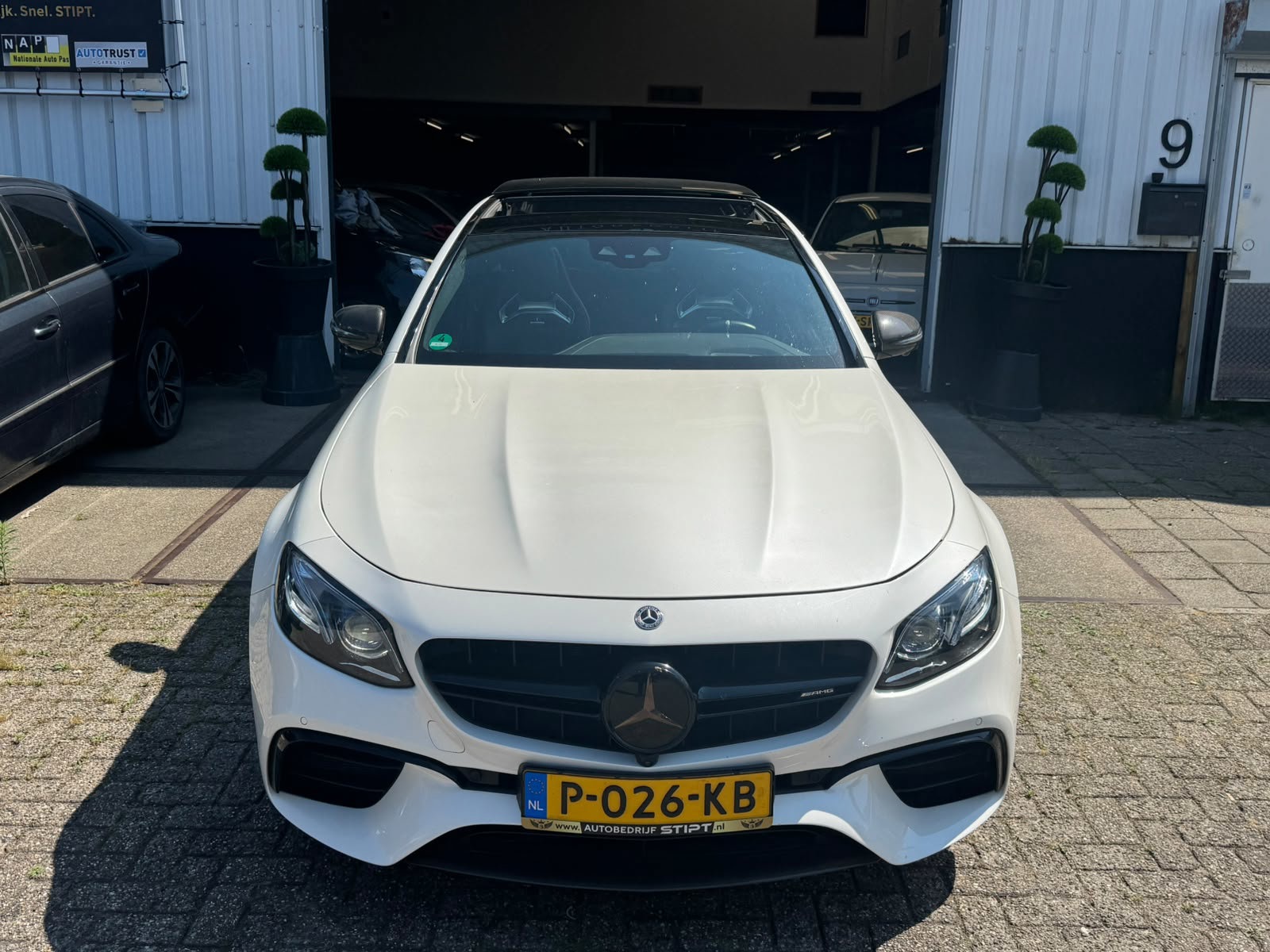 Foto van Mercedes-Benz AMG E 63 S
