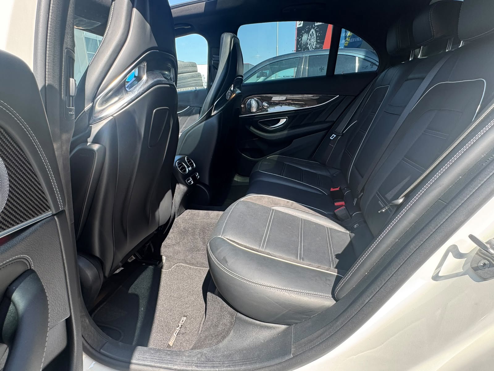 Foto van Mercedes-Benz AMG E 63 S