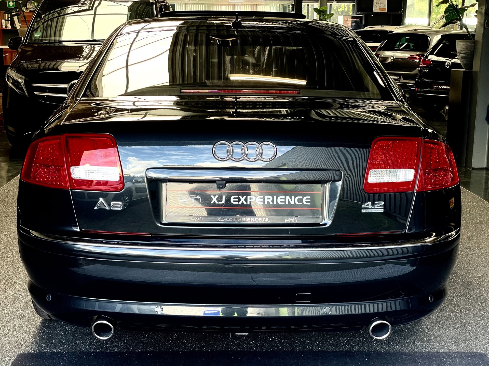 Foto van Audi A8 4,2 Quattro