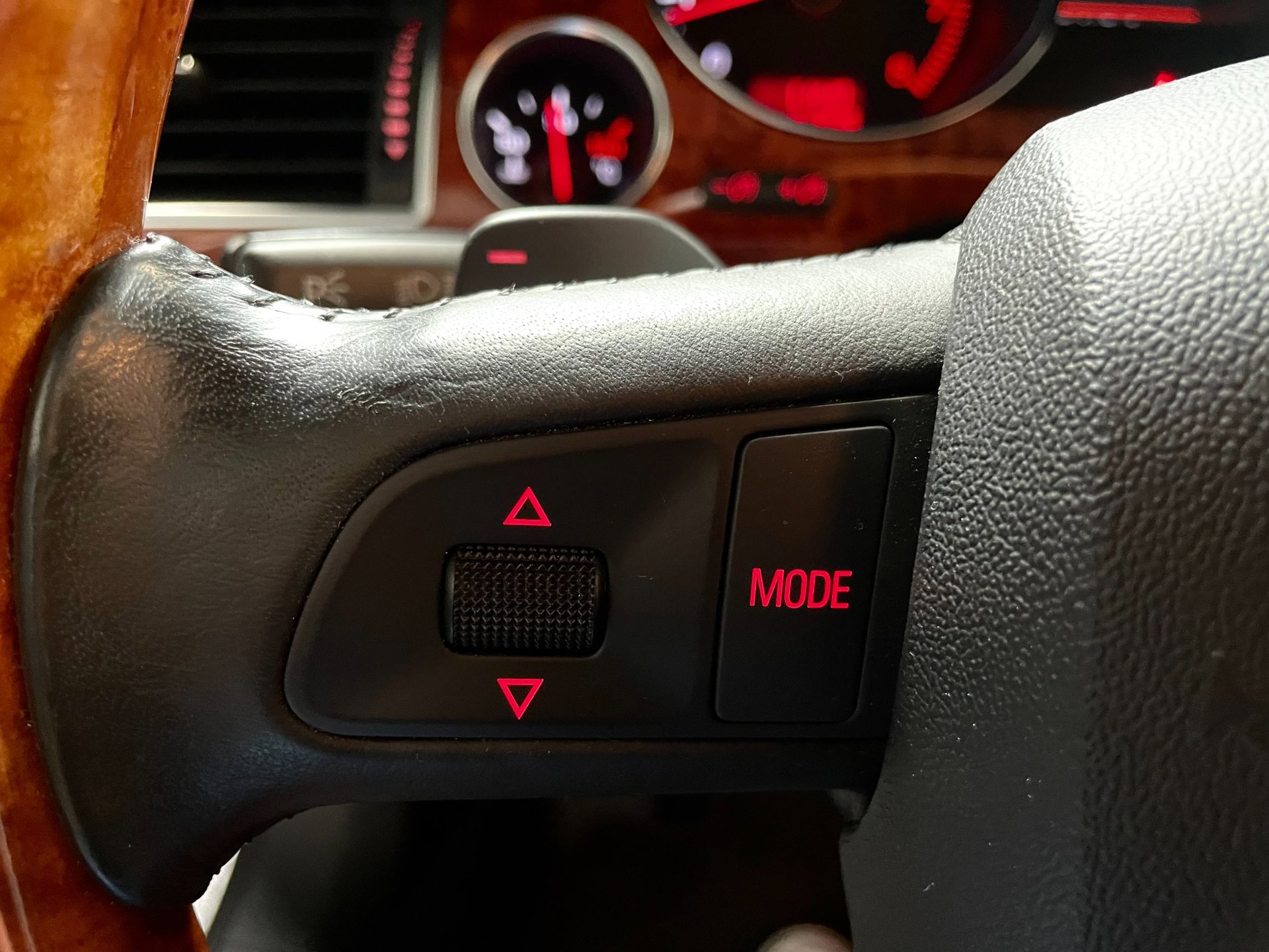 Foto van Audi A8 4,2 Quattro