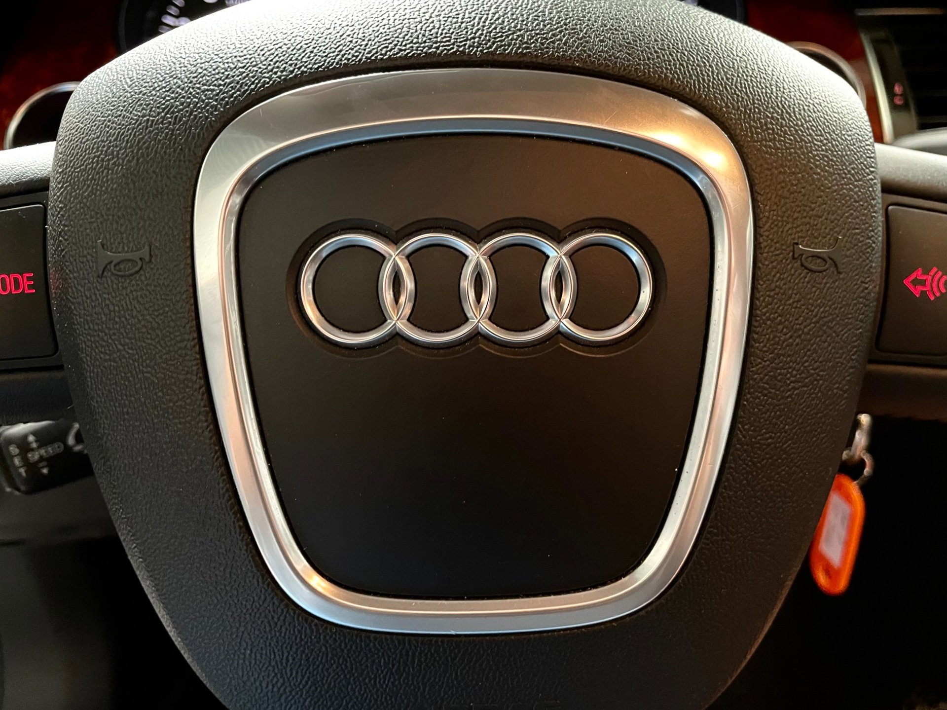 Foto van Audi A8 4,2 Quattro