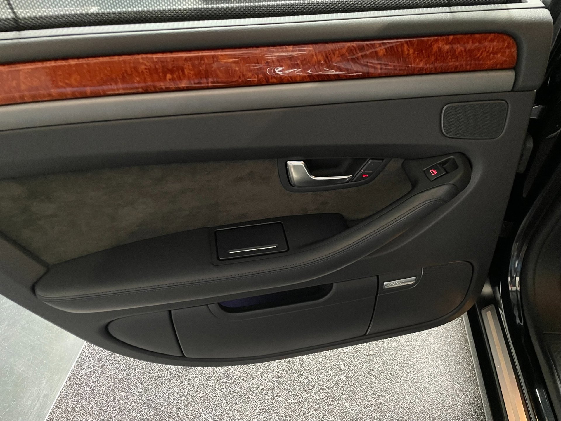 Foto van Audi A8 4,2 Quattro