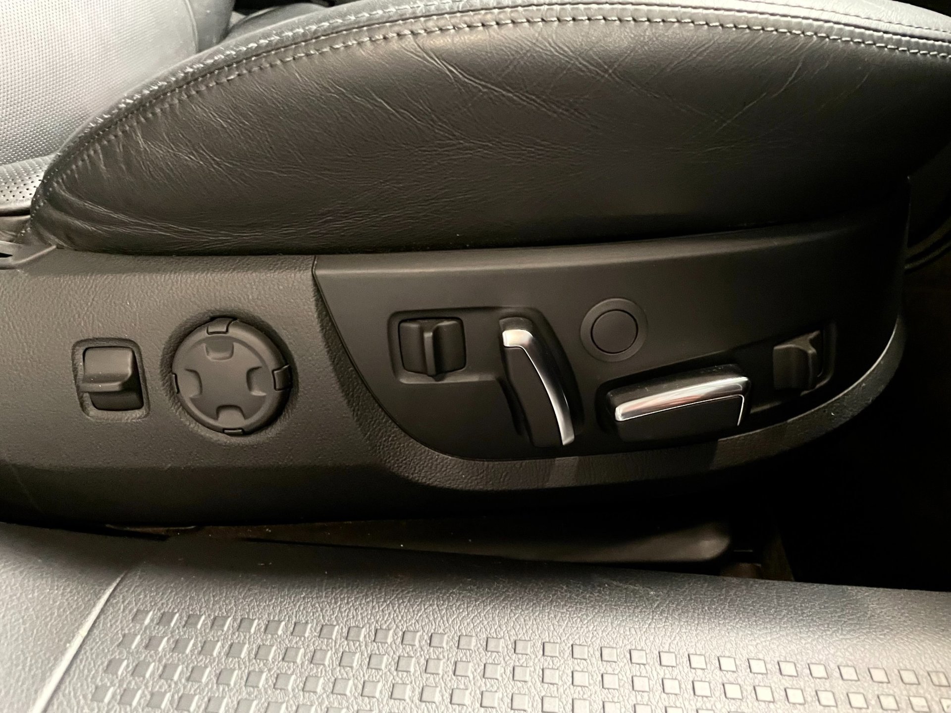 Foto van Audi A8 4,2 Quattro
