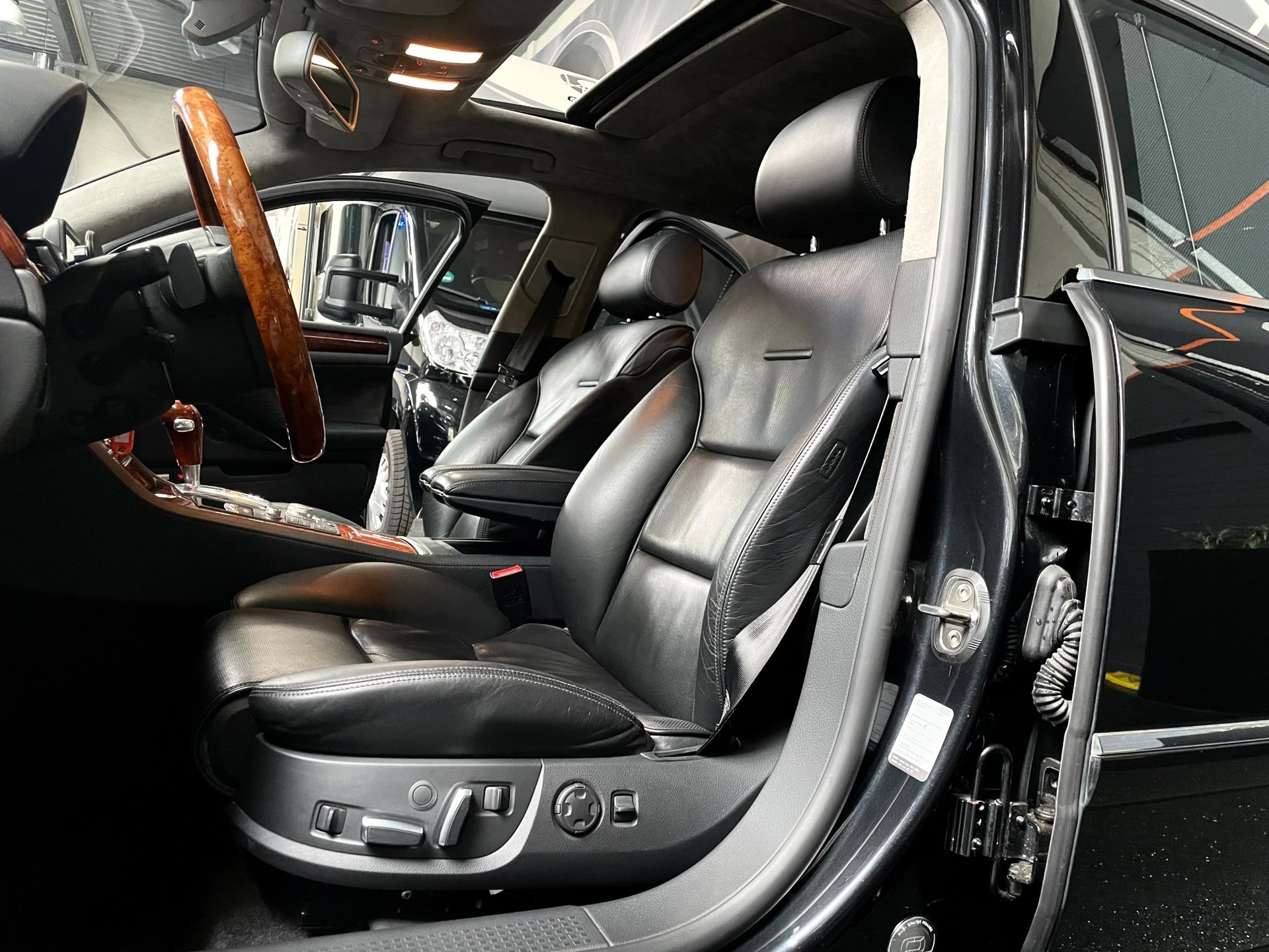 Foto van Audi A8 4,2 Quattro