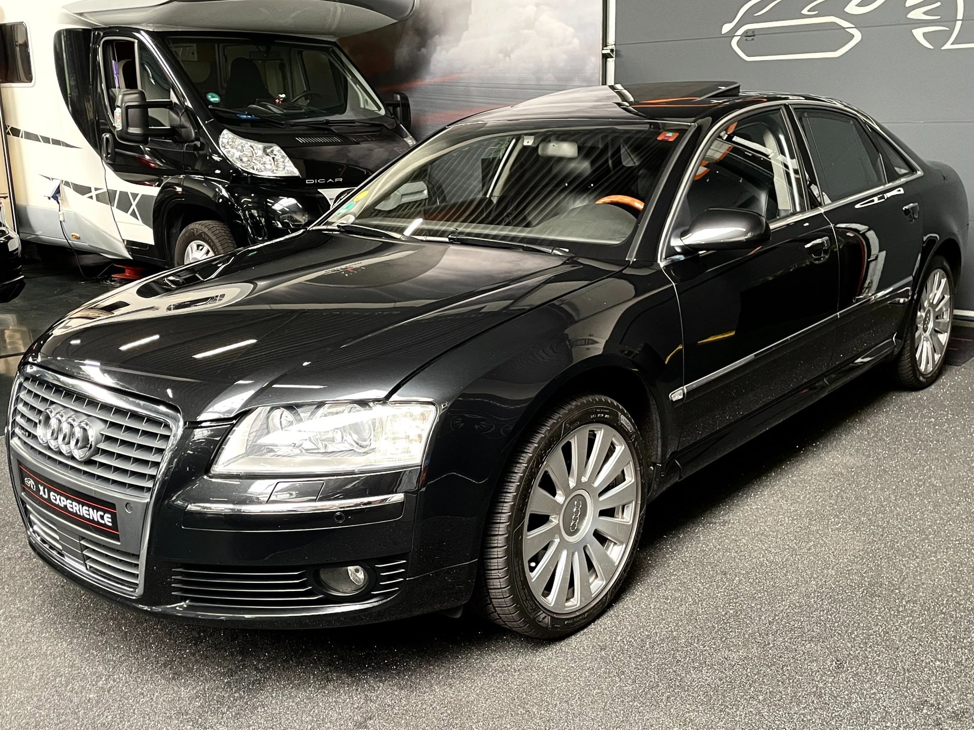Foto van Audi A8 4,2 Quattro