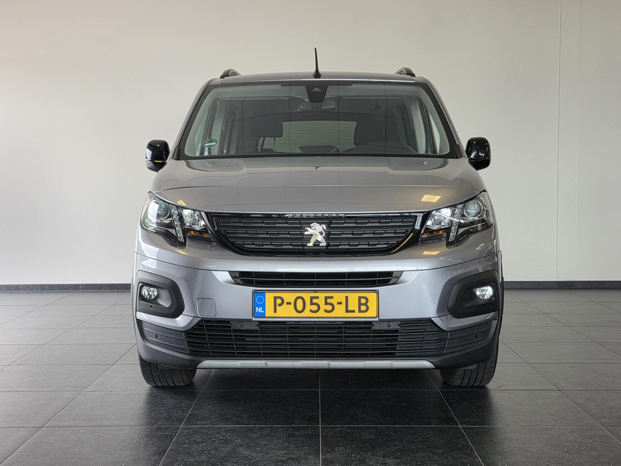 Foto van Peugeot Rifter